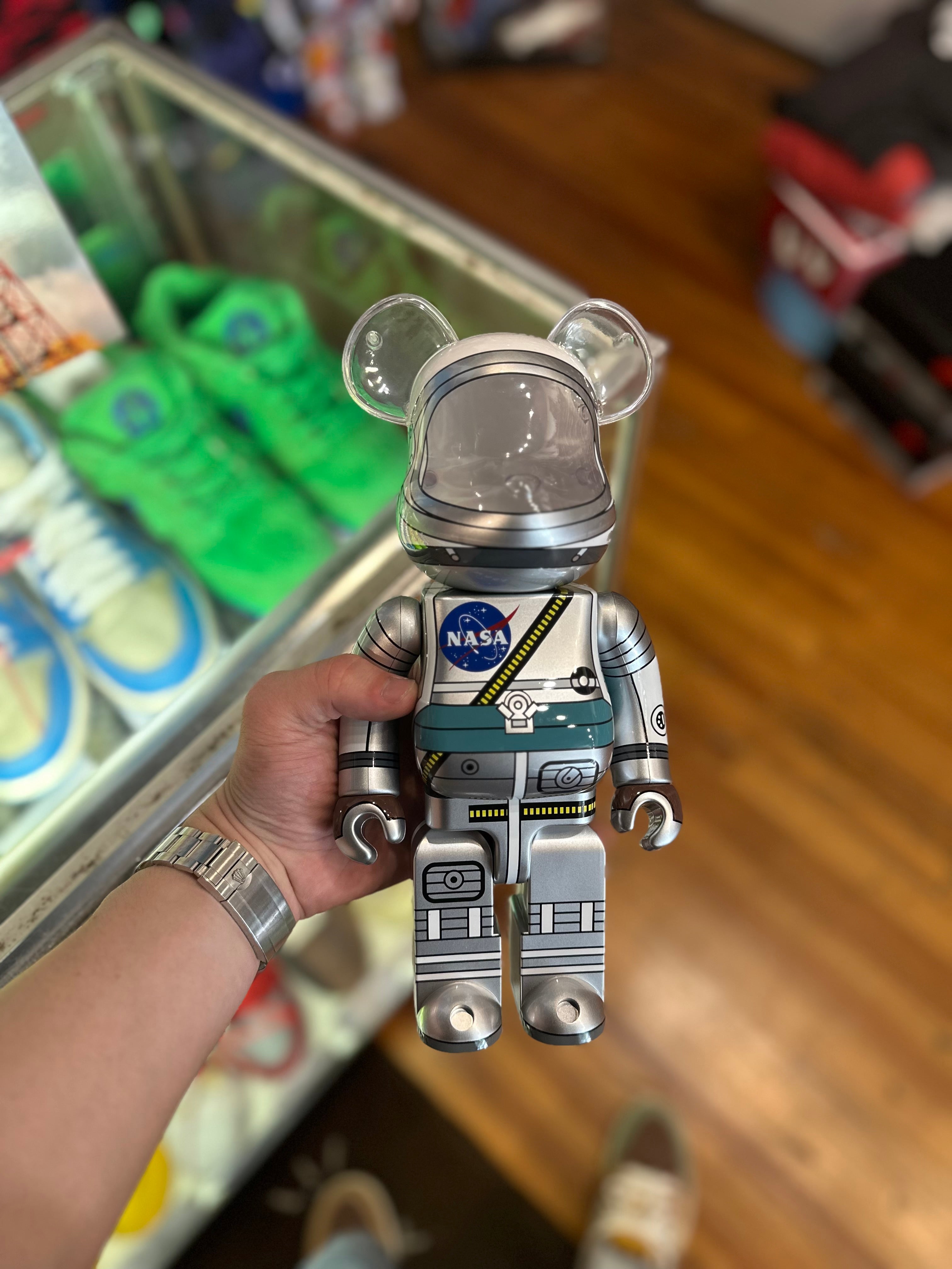 BearBrick 400% & 100% Set “NASA”