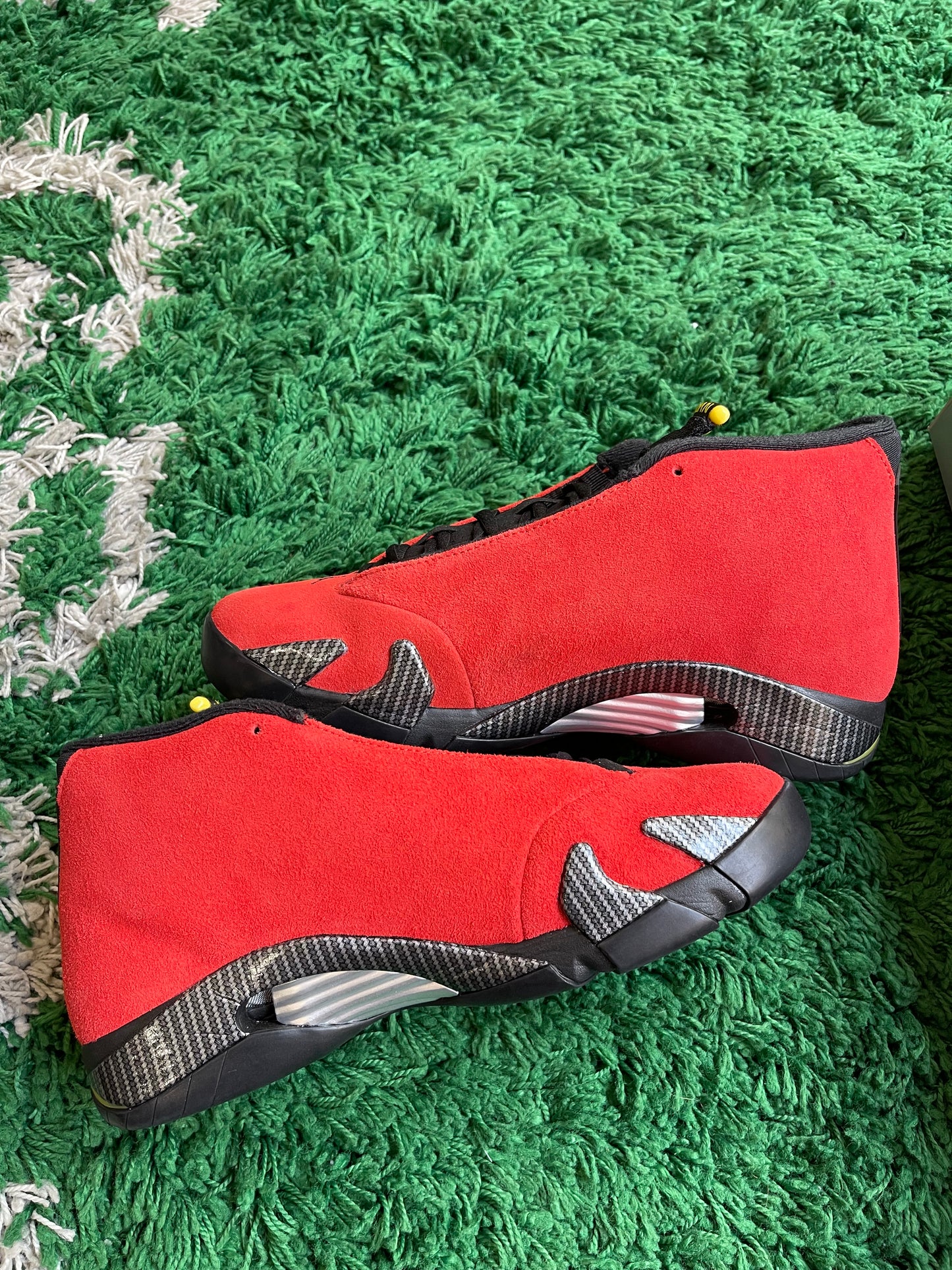 Jordan 14 “Ferrari”