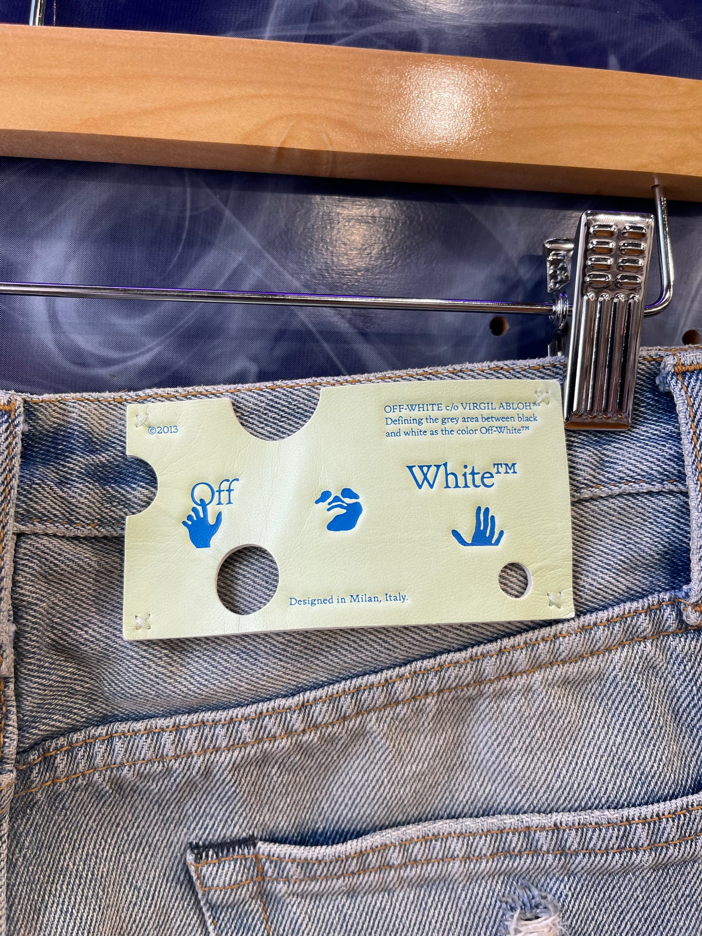 Off-White Denim Jeans “Light Indigo” (30)