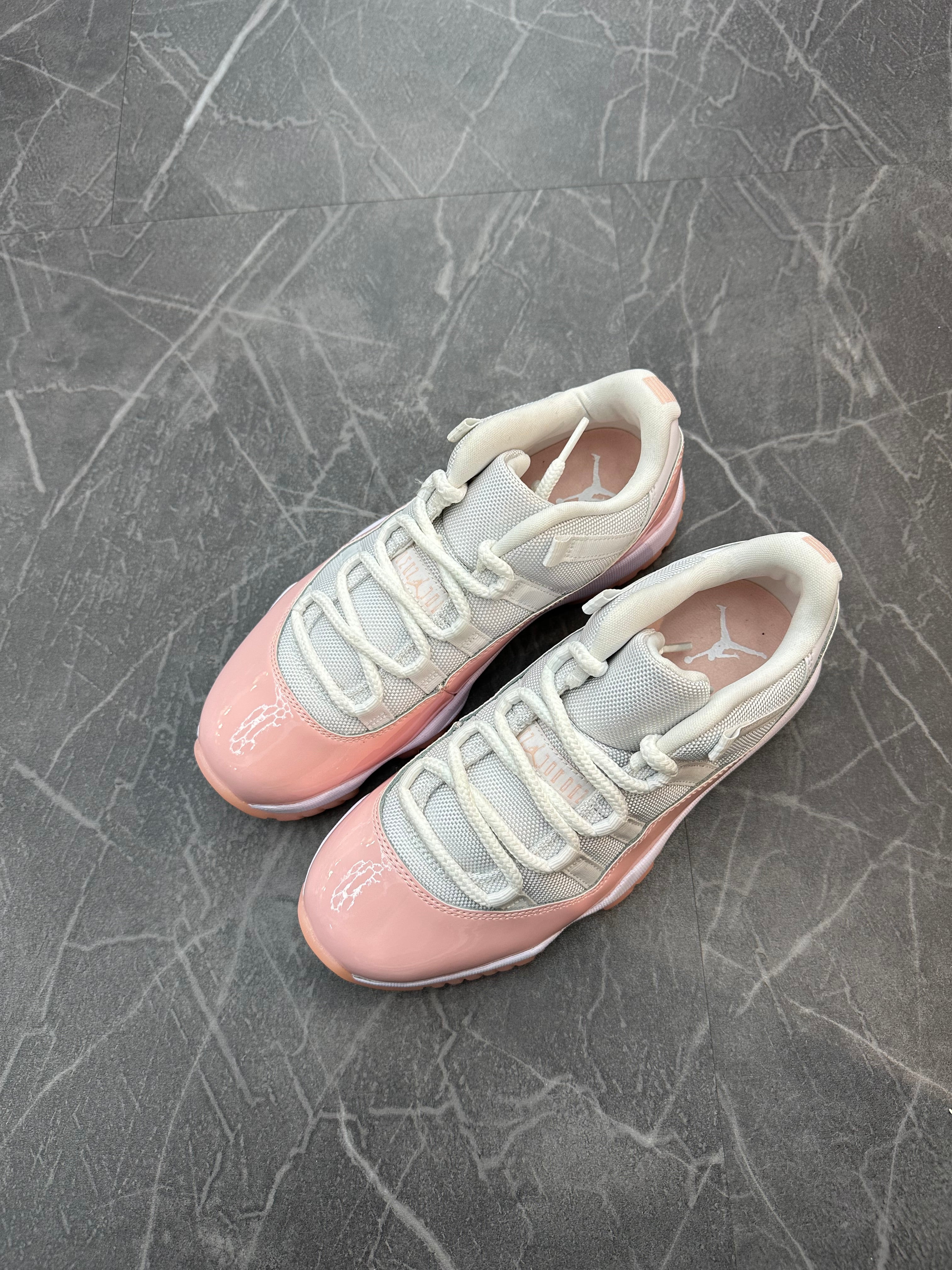 Jordan 11 Low “Legend Pink”