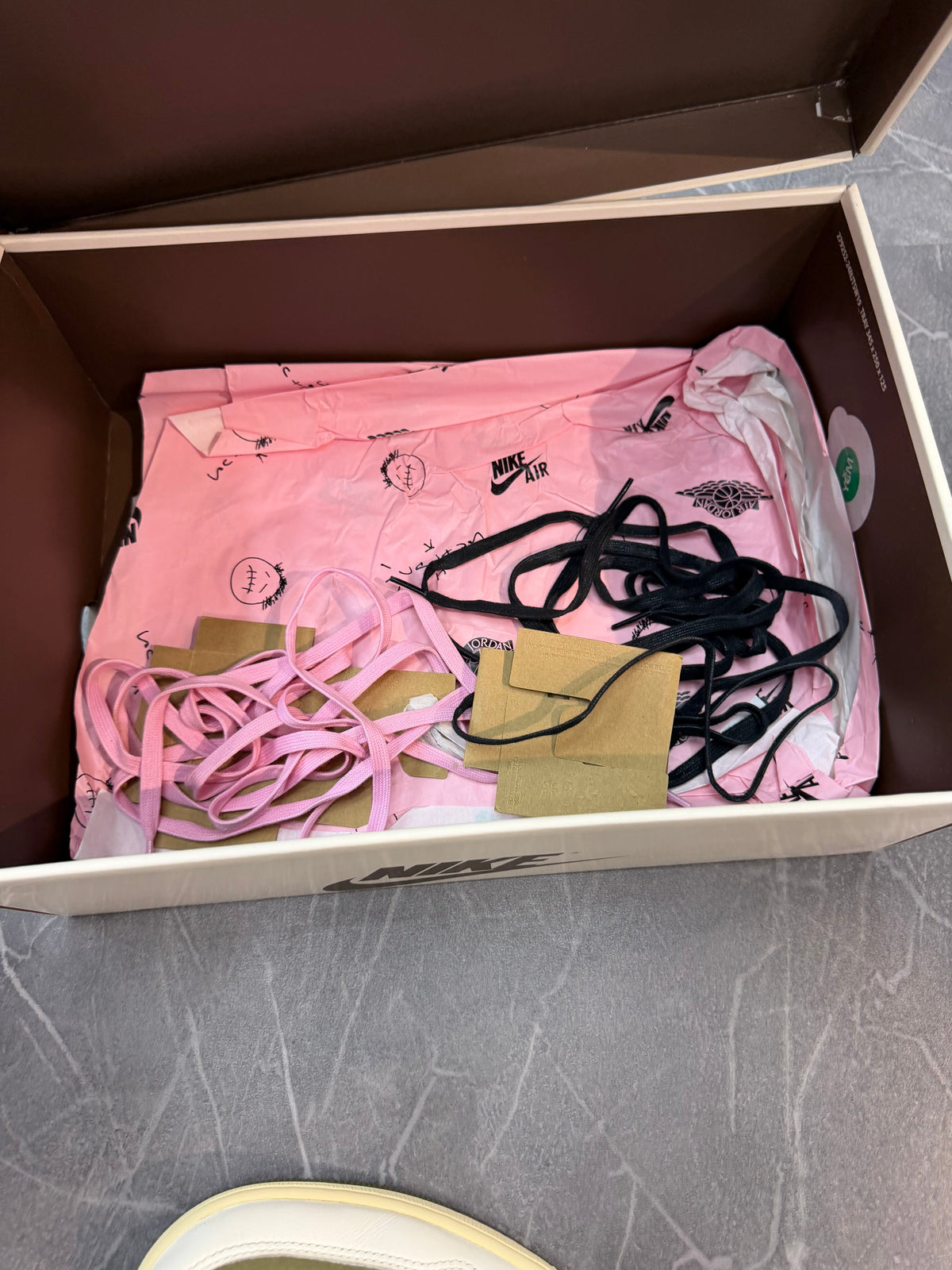 Jordan 1 Low Travis Scott “Medium Olive” (Size 13) (Lightly Worn) - Image 6
