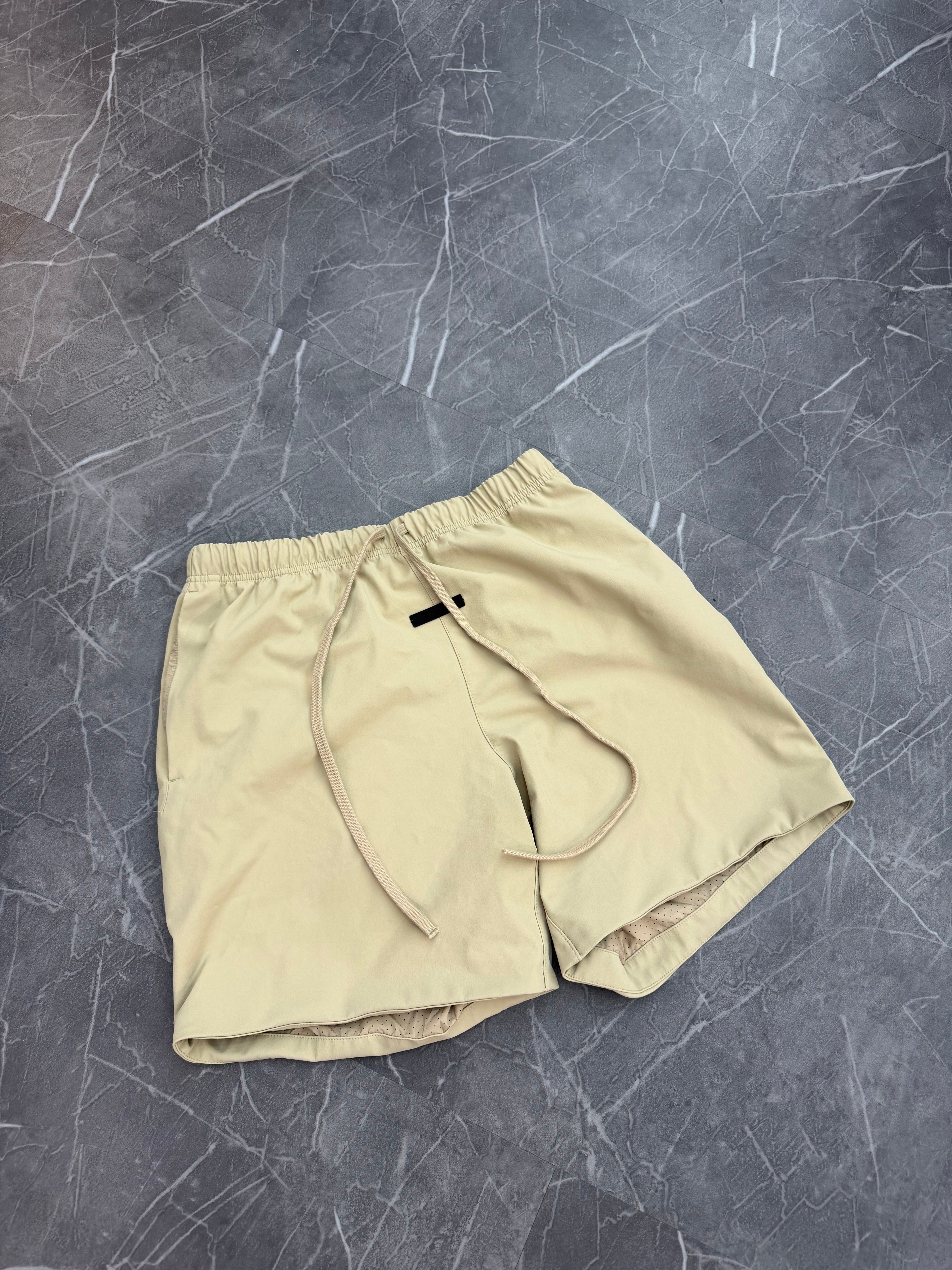 Essentials Shorts Tan