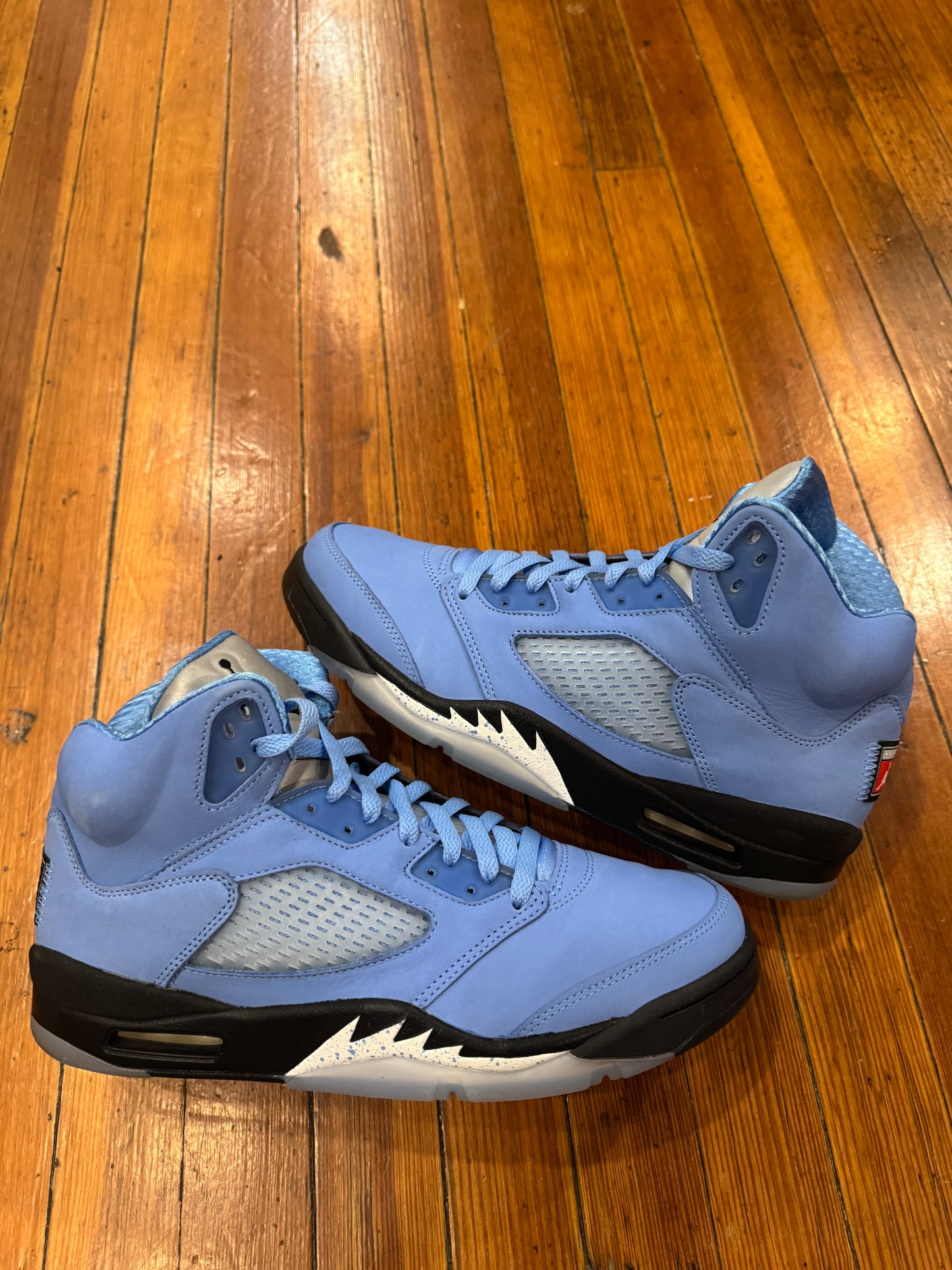 Jordan 5 “UNC”