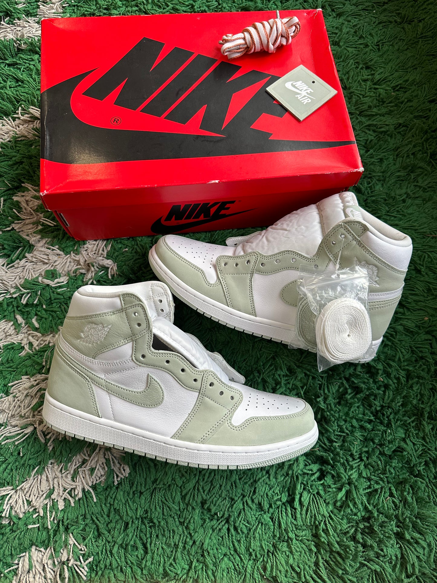 Jordan 1 High “Seafoam”