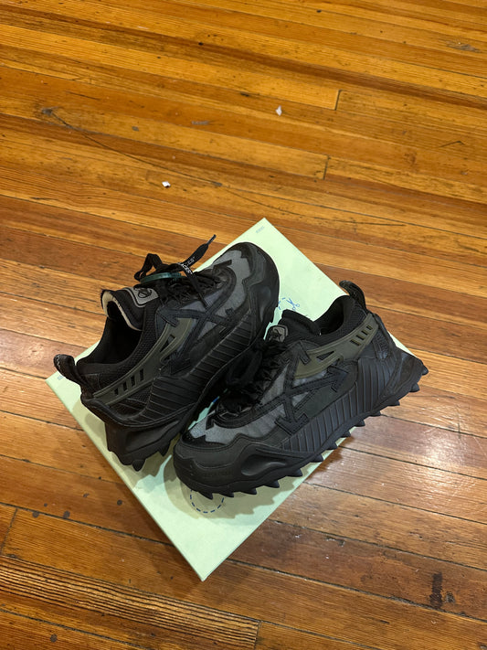 Off-White Black Odsy 100 Claw