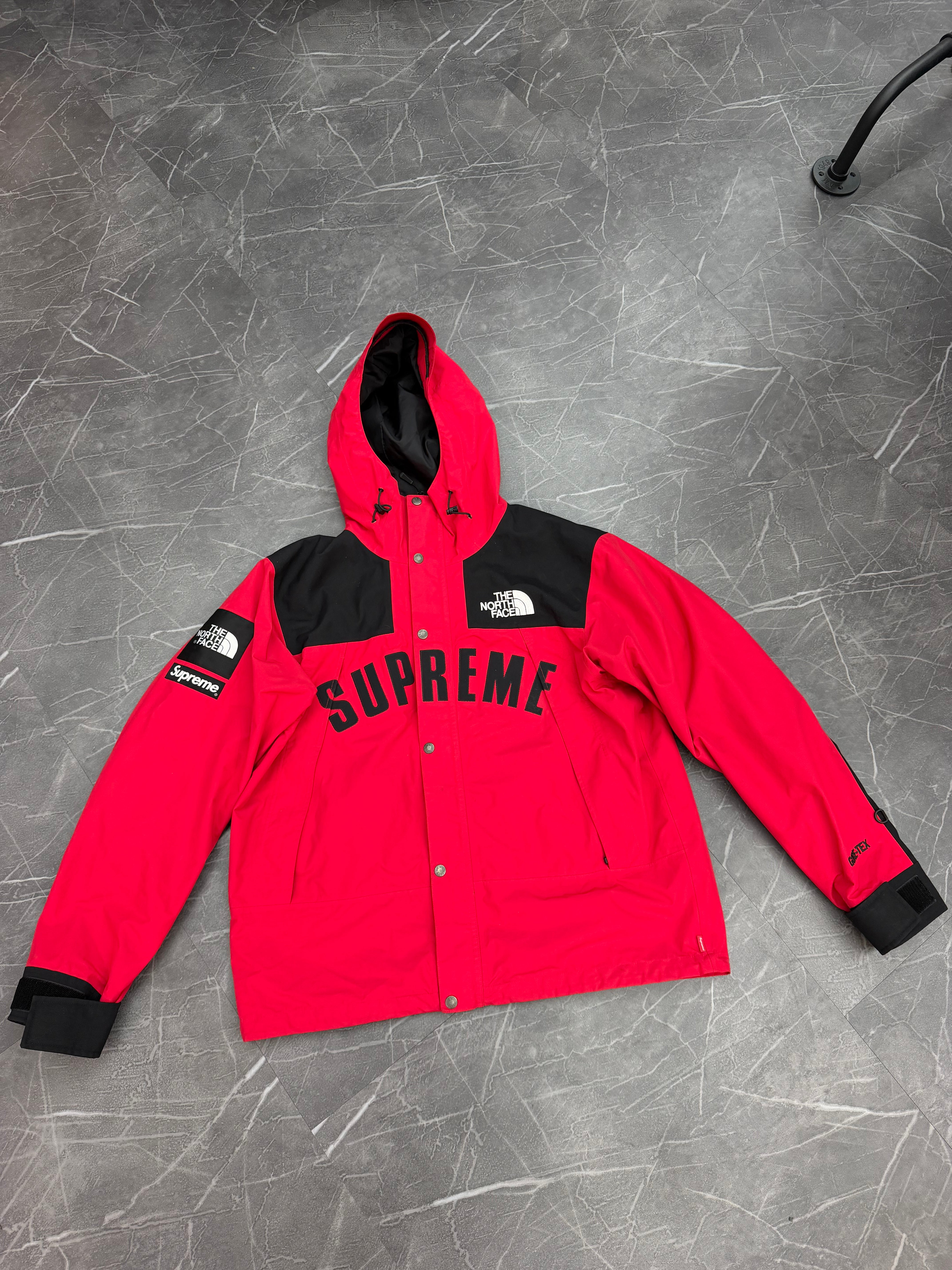 Supreme x The North Face Arc Logo Mountain Parka “Red”