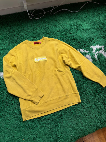 Supreme FW18 Crewneck “Gold”