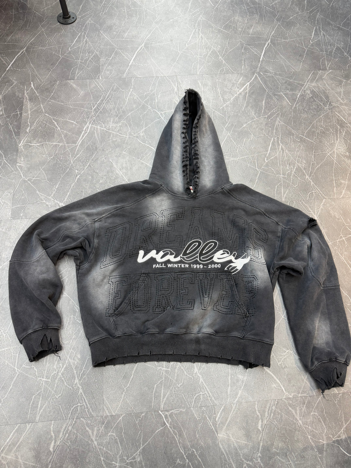 Vale Hoodie “Black Wash”
