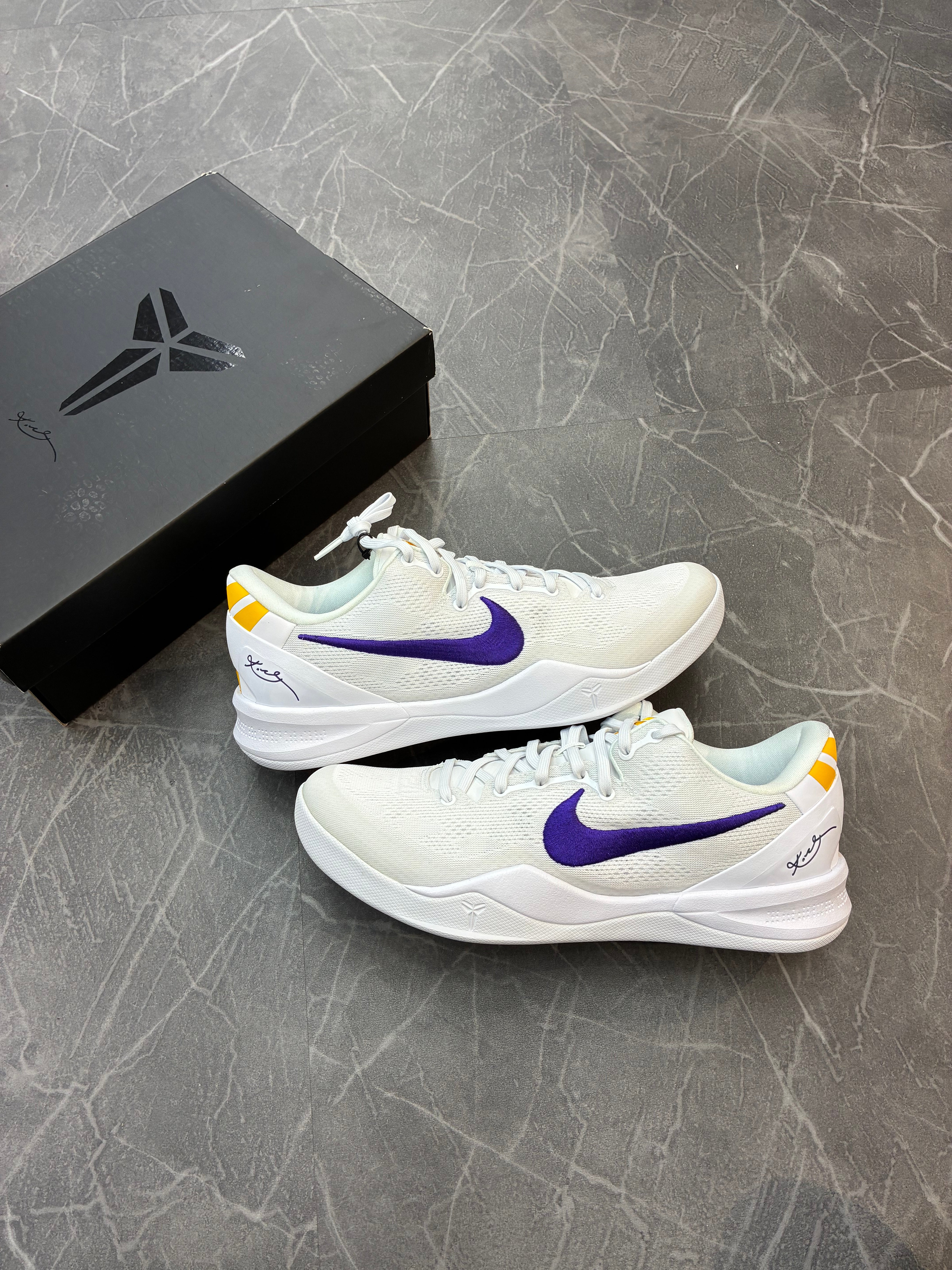 Kobe 8 “Lakers Home”