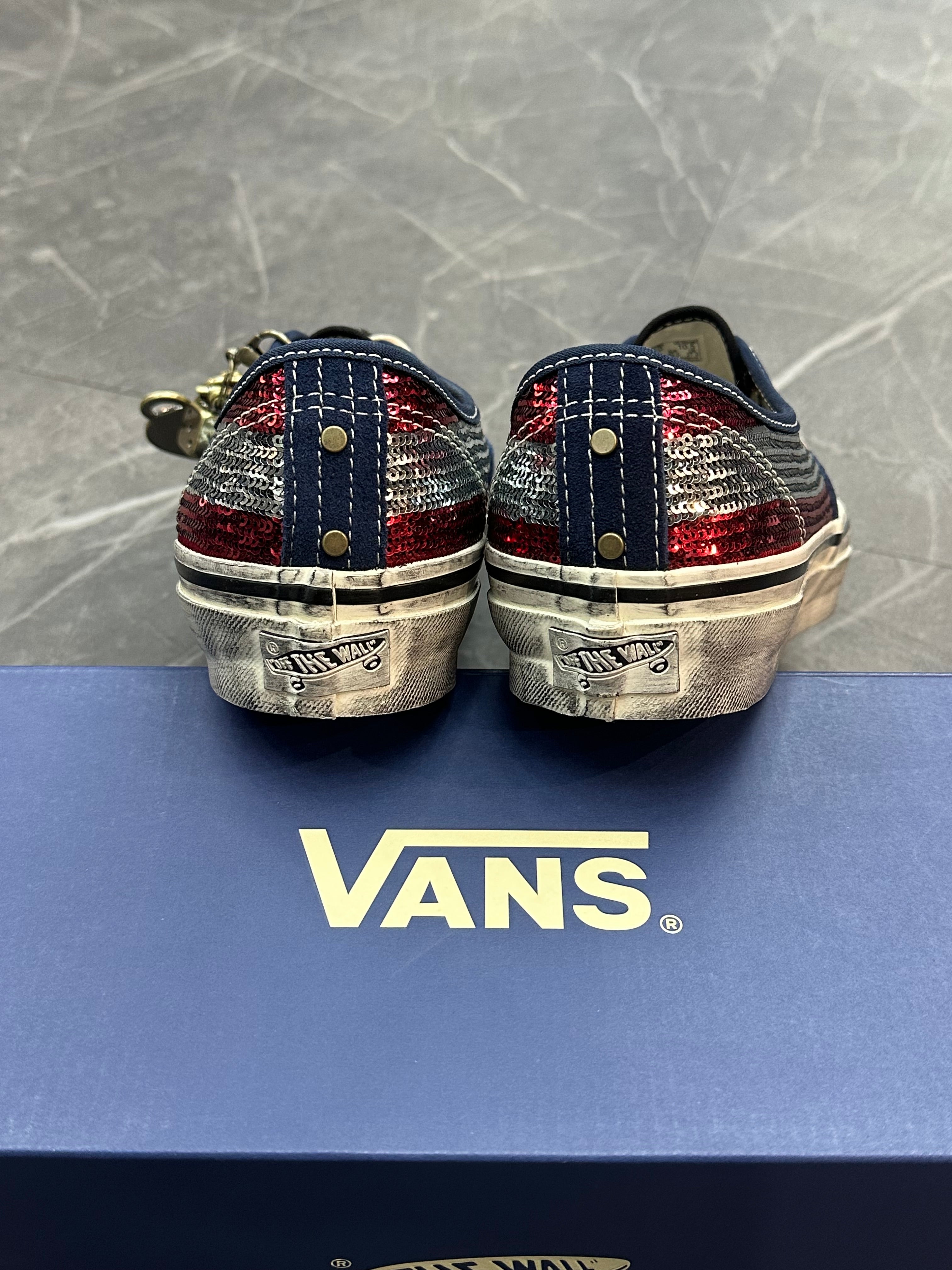 Vans Premium Authentic La Habana “Red Navy”