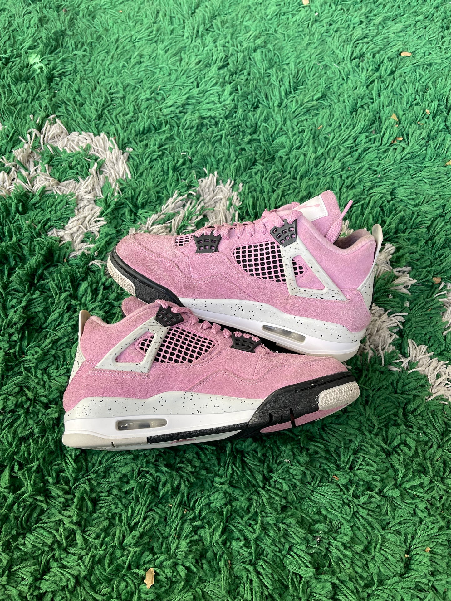 Jordan 4 “Orchid”