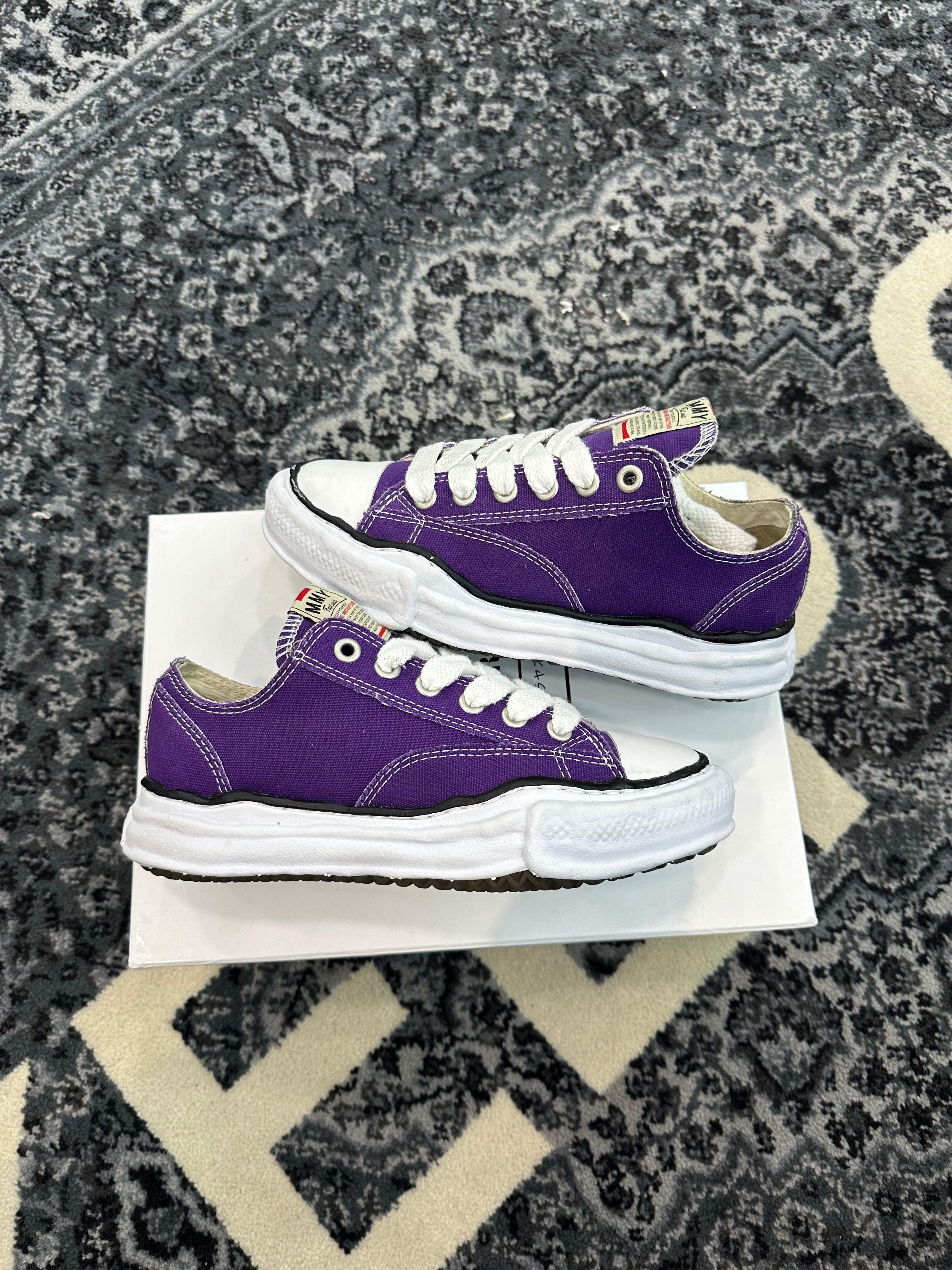 Maison Mihara Sneaker Low “Purple”