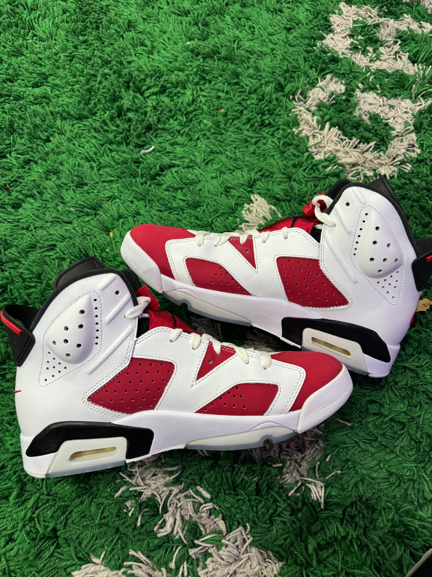 Jordan 6 “Carmine”