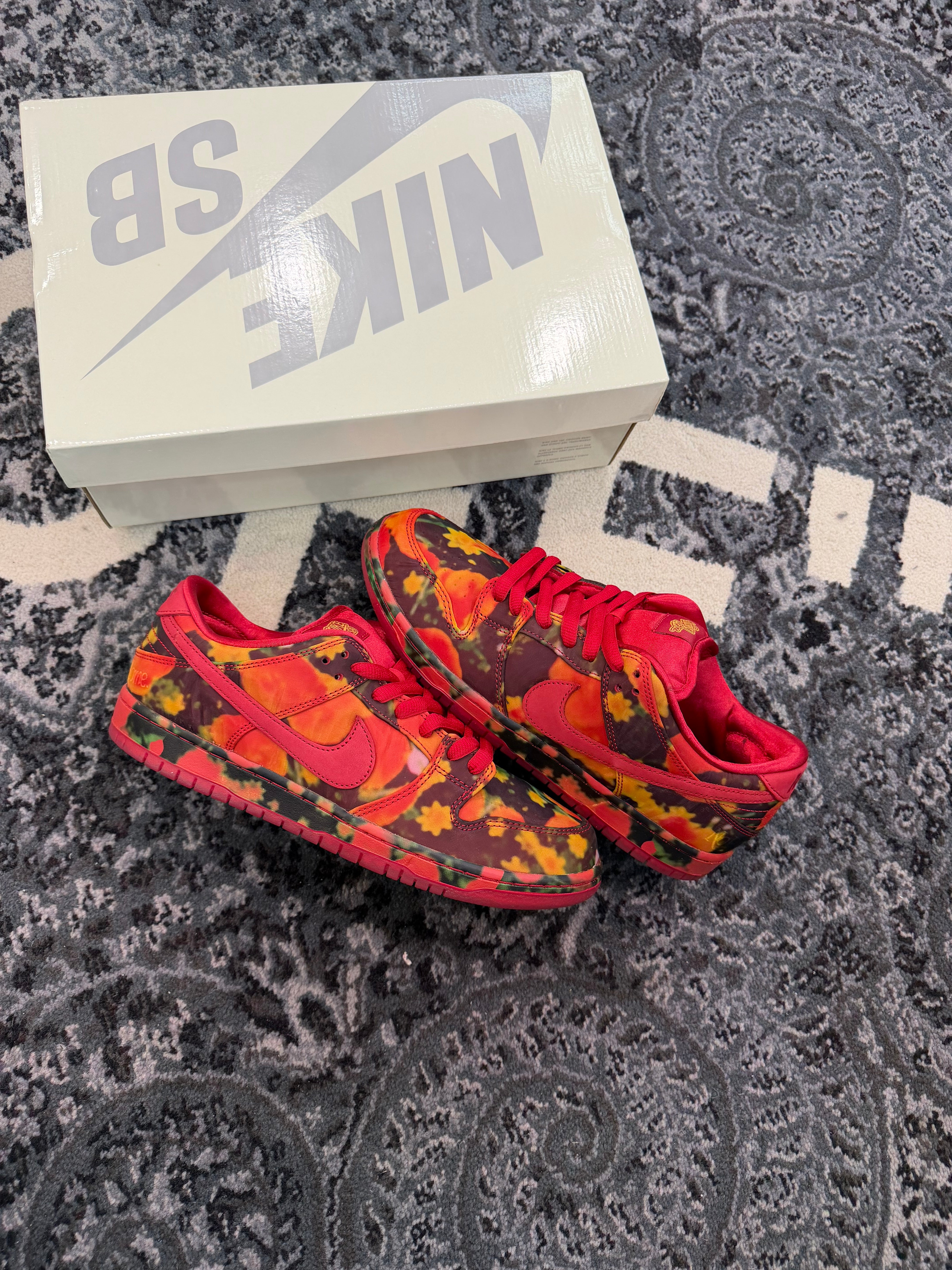 Nike SB Dunk Low “Wizard of Oz”