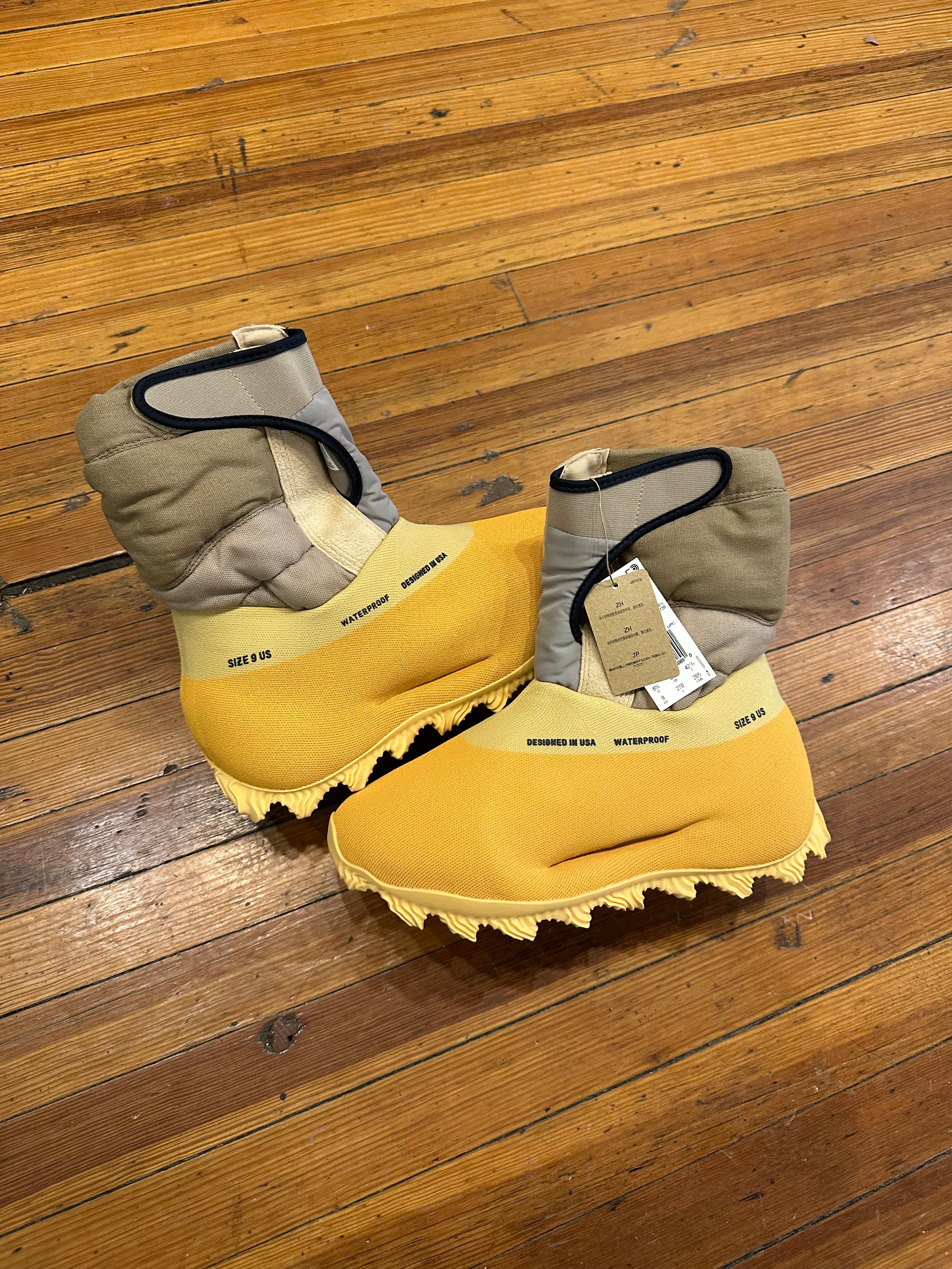 Yeezy Knit RNR Boot “Sulfur”