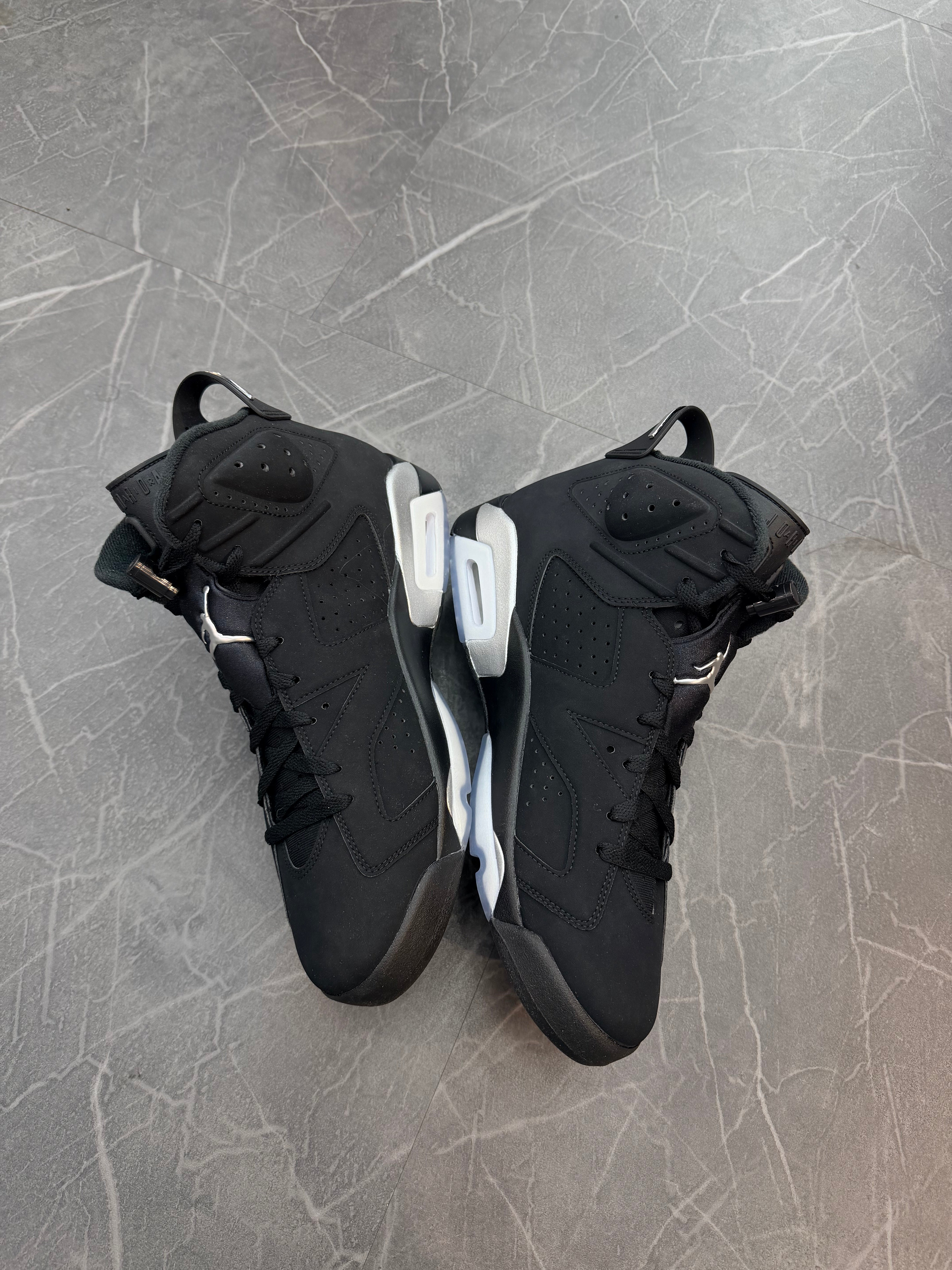 Jordan 6 “Chrome”