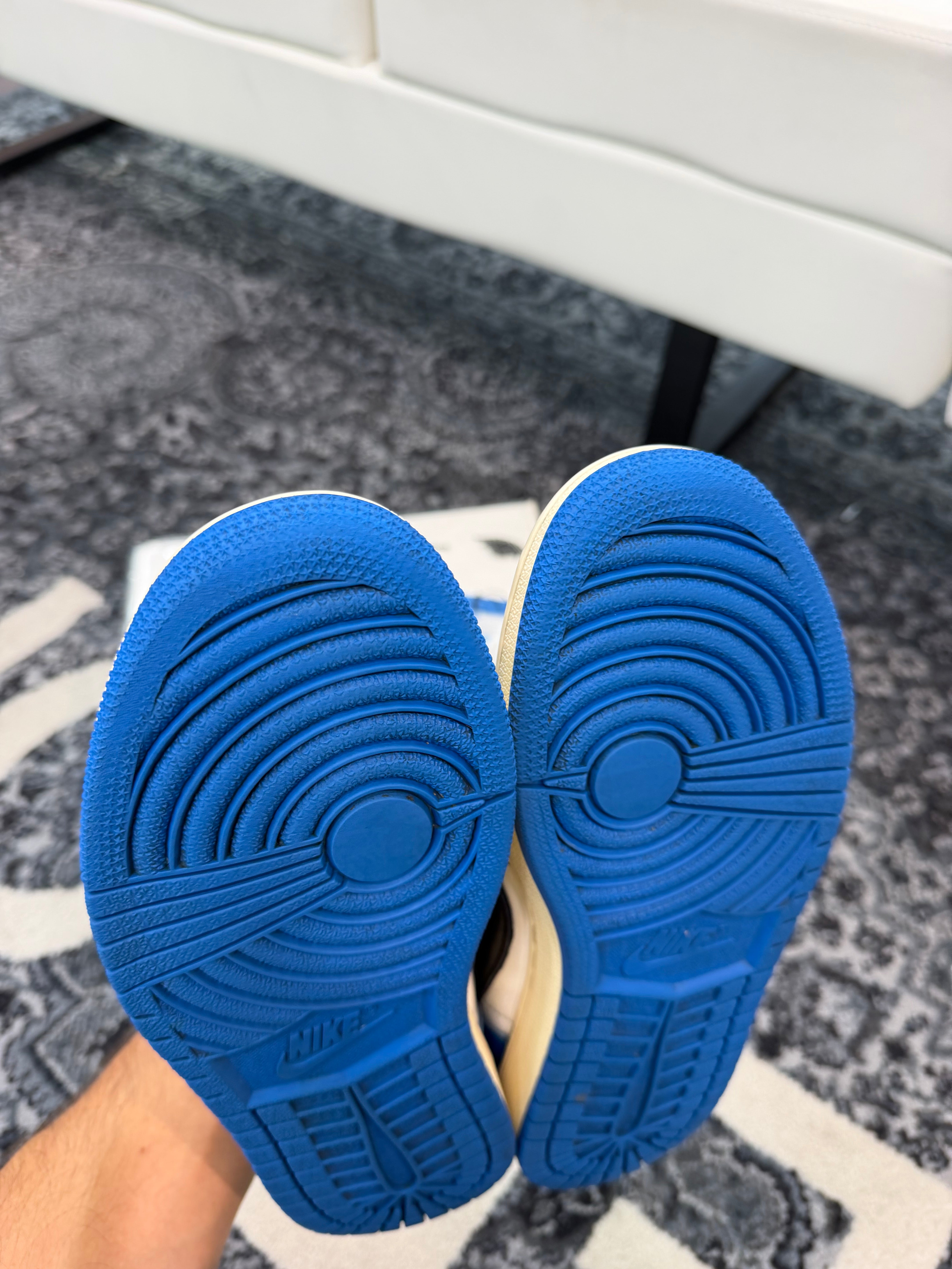 Jordan 1 Low x Travis Scott “Fragment”