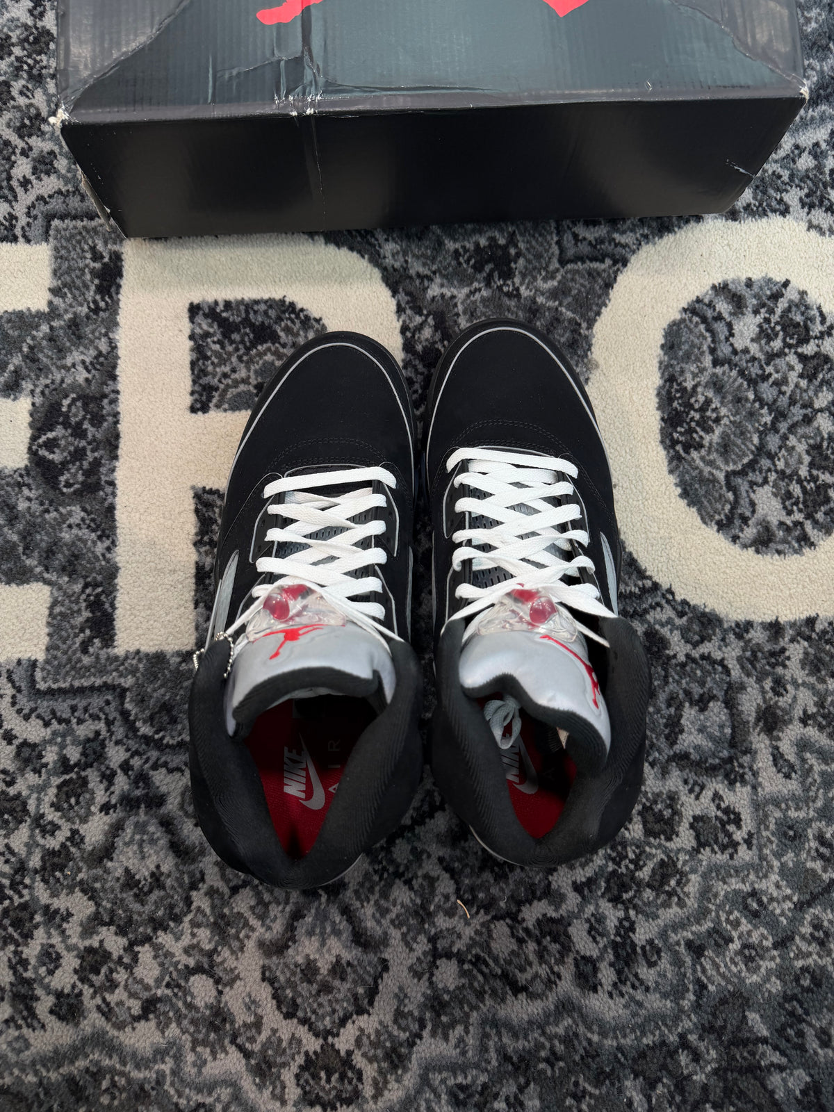 Jordan 5 “Black Metallic”