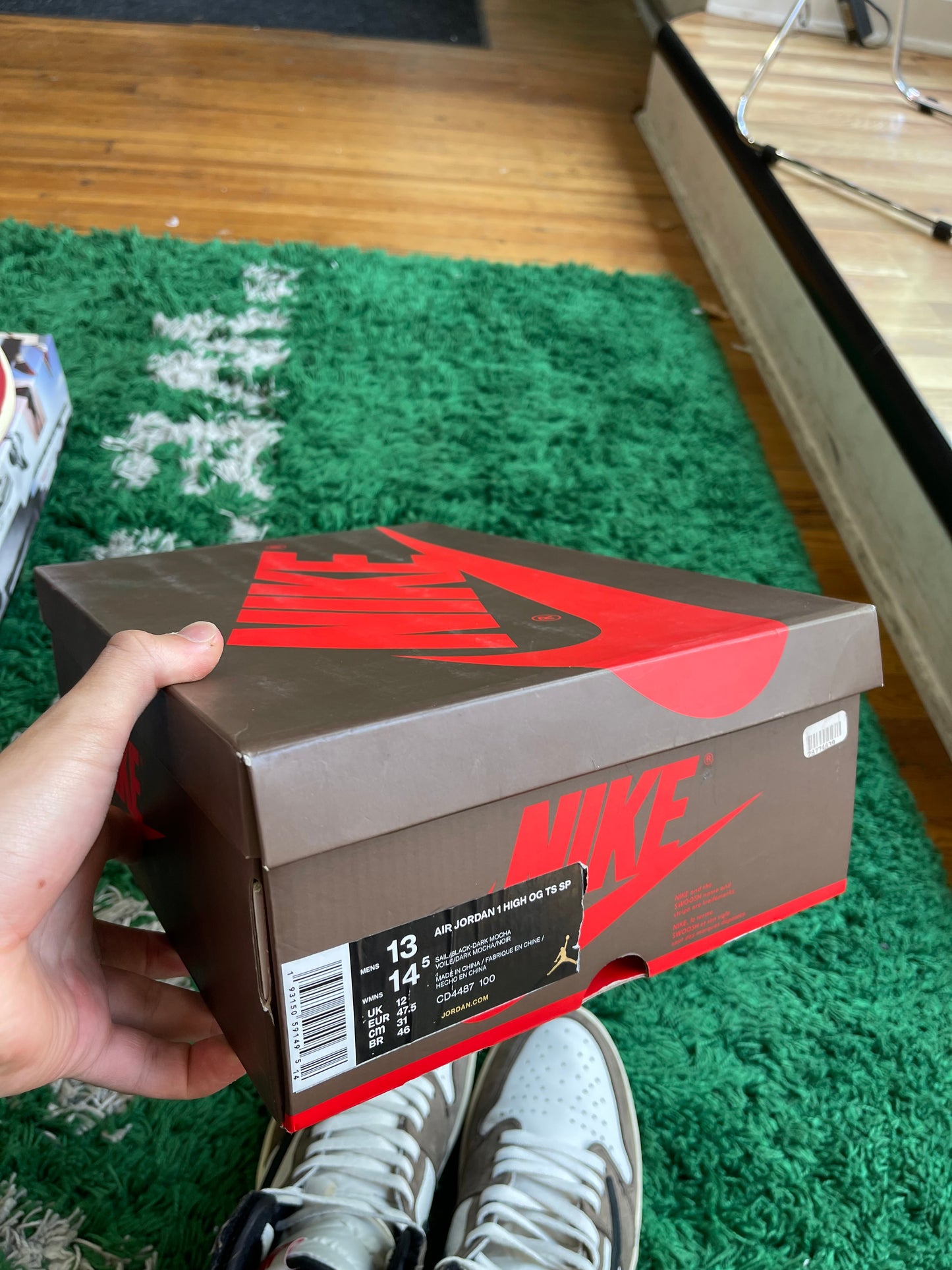 Travis Scott Jordan 1 High “Mocha”
