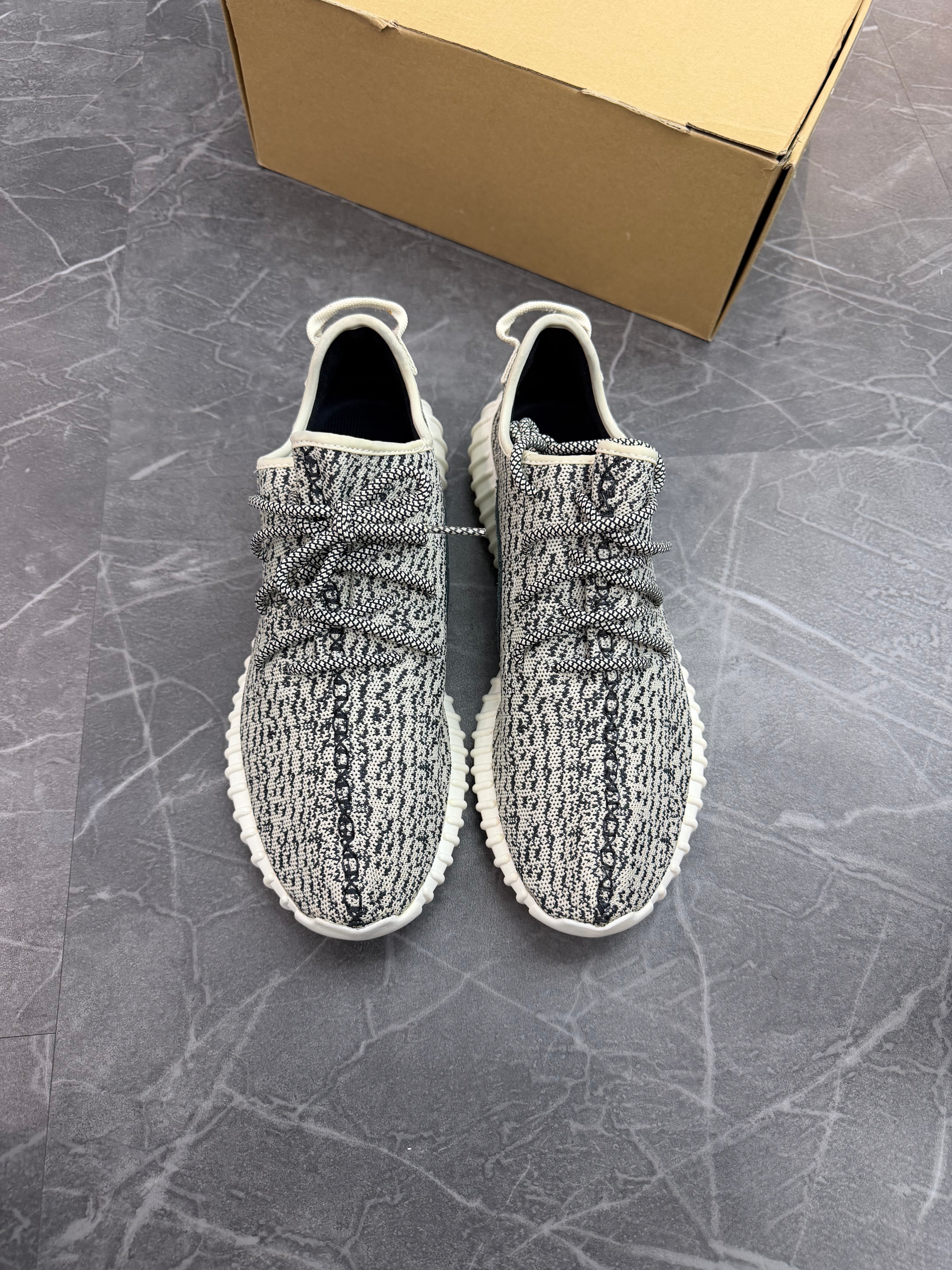 Yeezy 350 “Turtle Dove” (2015)