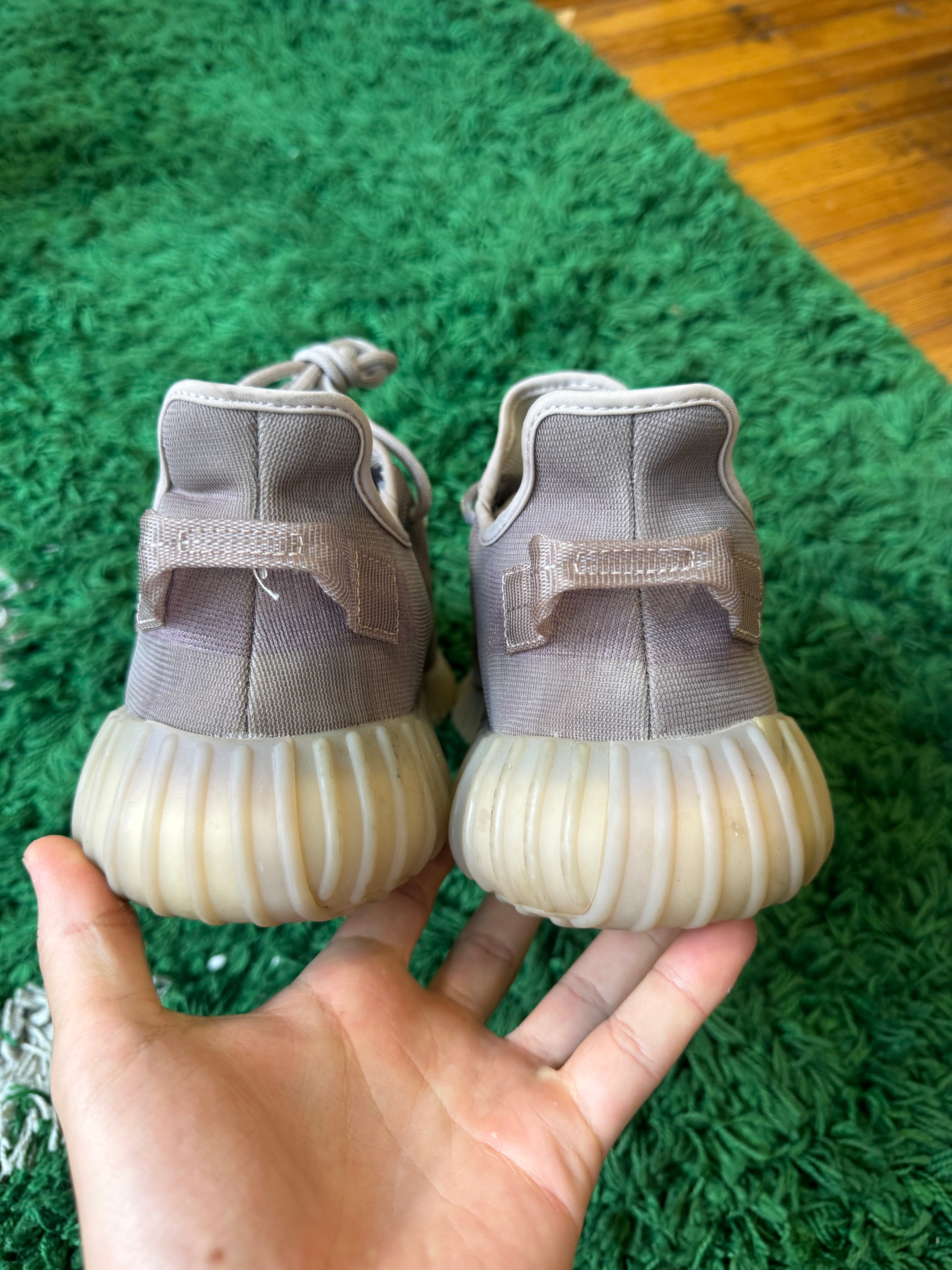 Yeezy Boost 350 “Mono Mist”