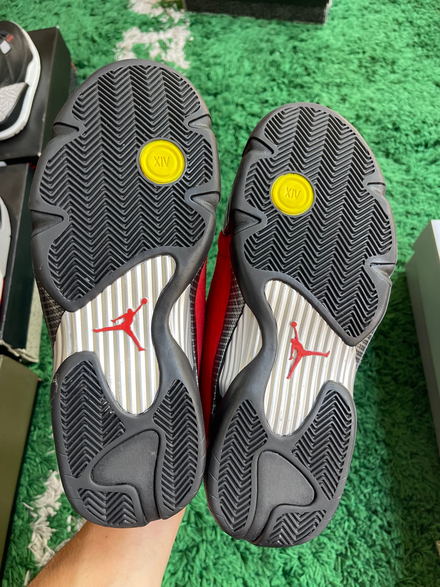 Jordan 14 “Ferrari”