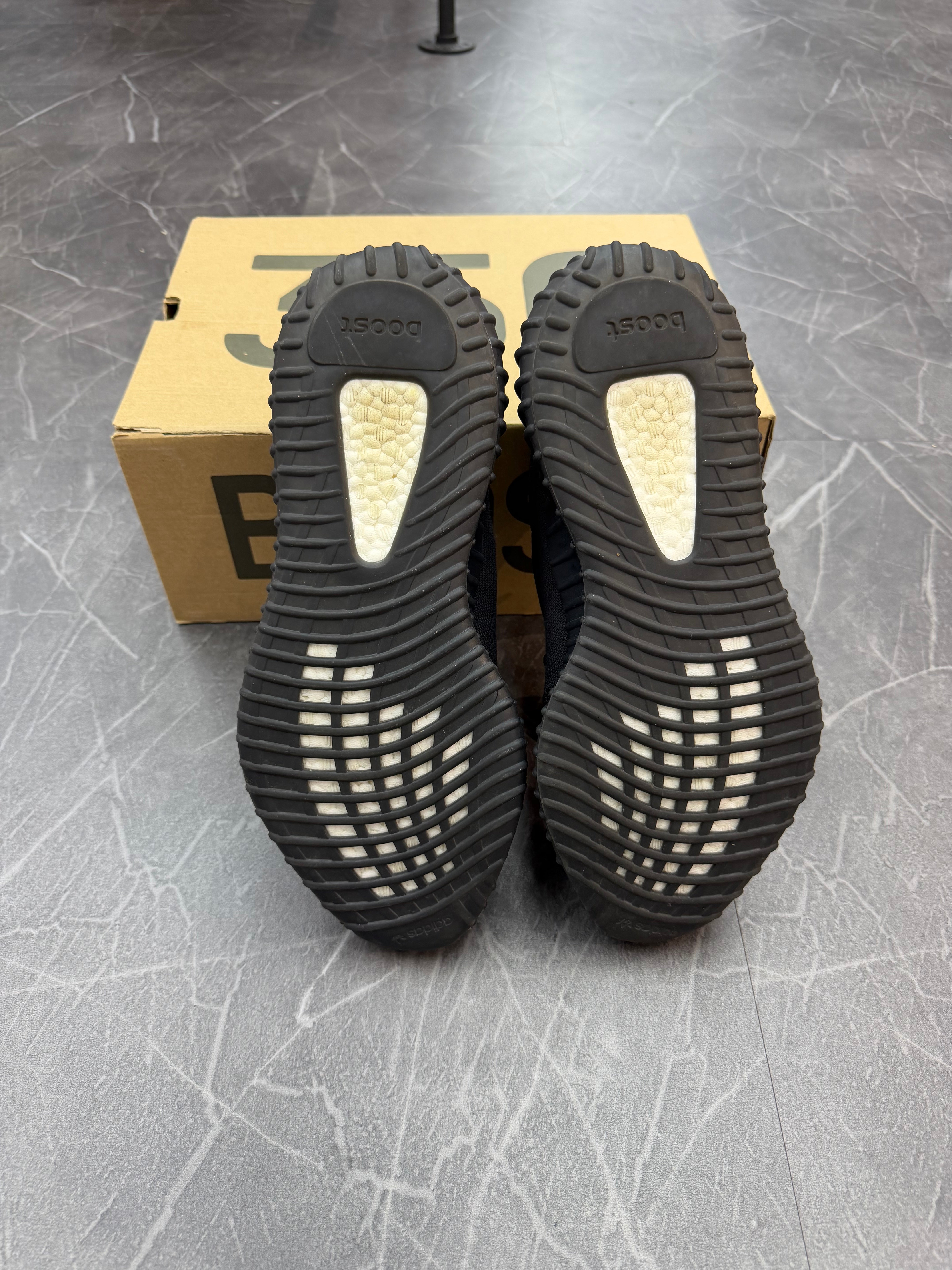 Yeezy 350 “Onyx”