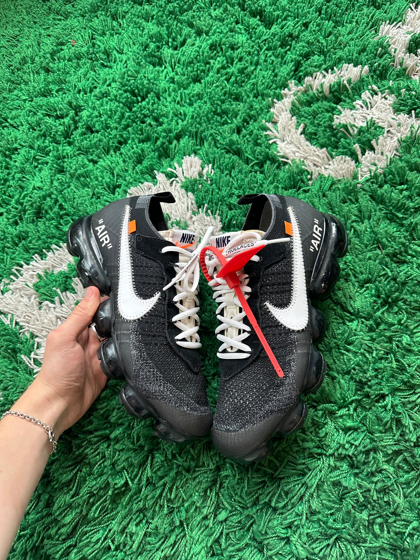 Off-White Vapormax “The Ten”