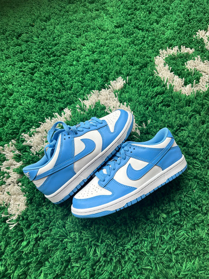 Nike Dunk Low “UNC”