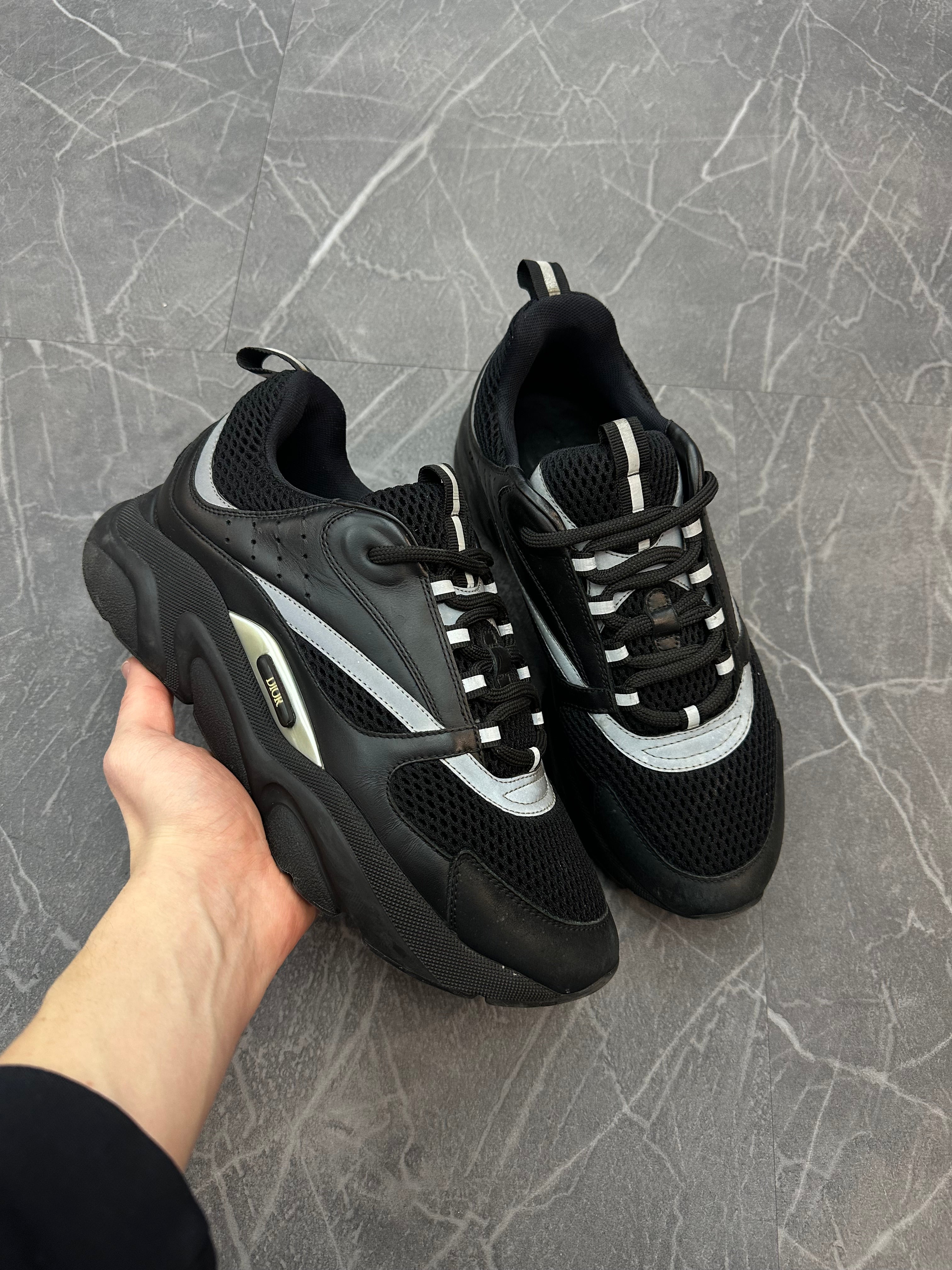 DIOR B30 “Black”