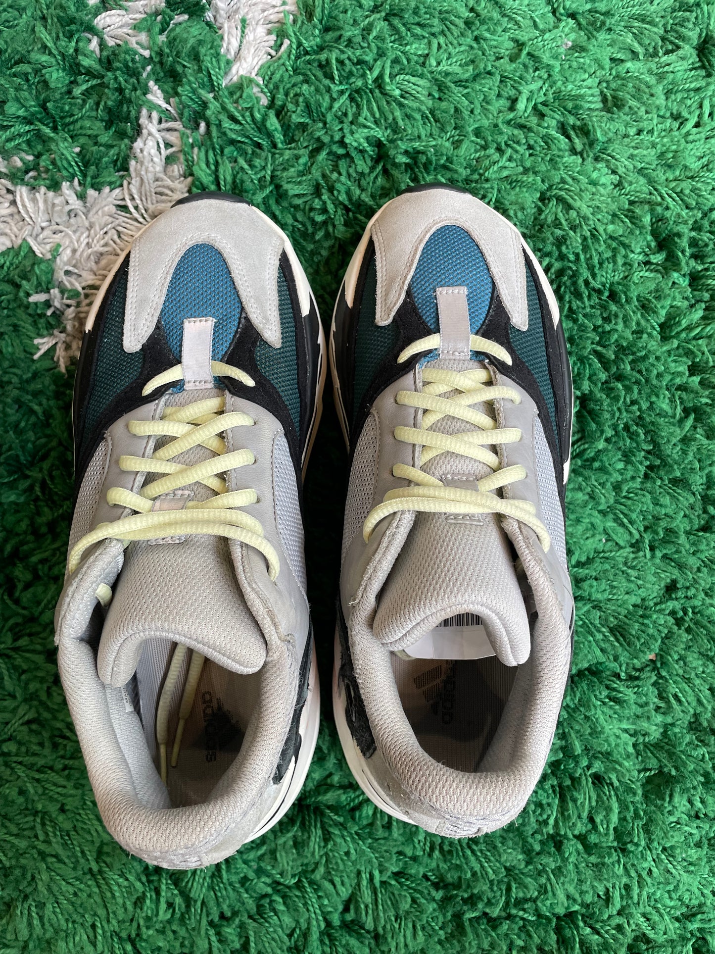 Yeezy 700 “Wave Runner”