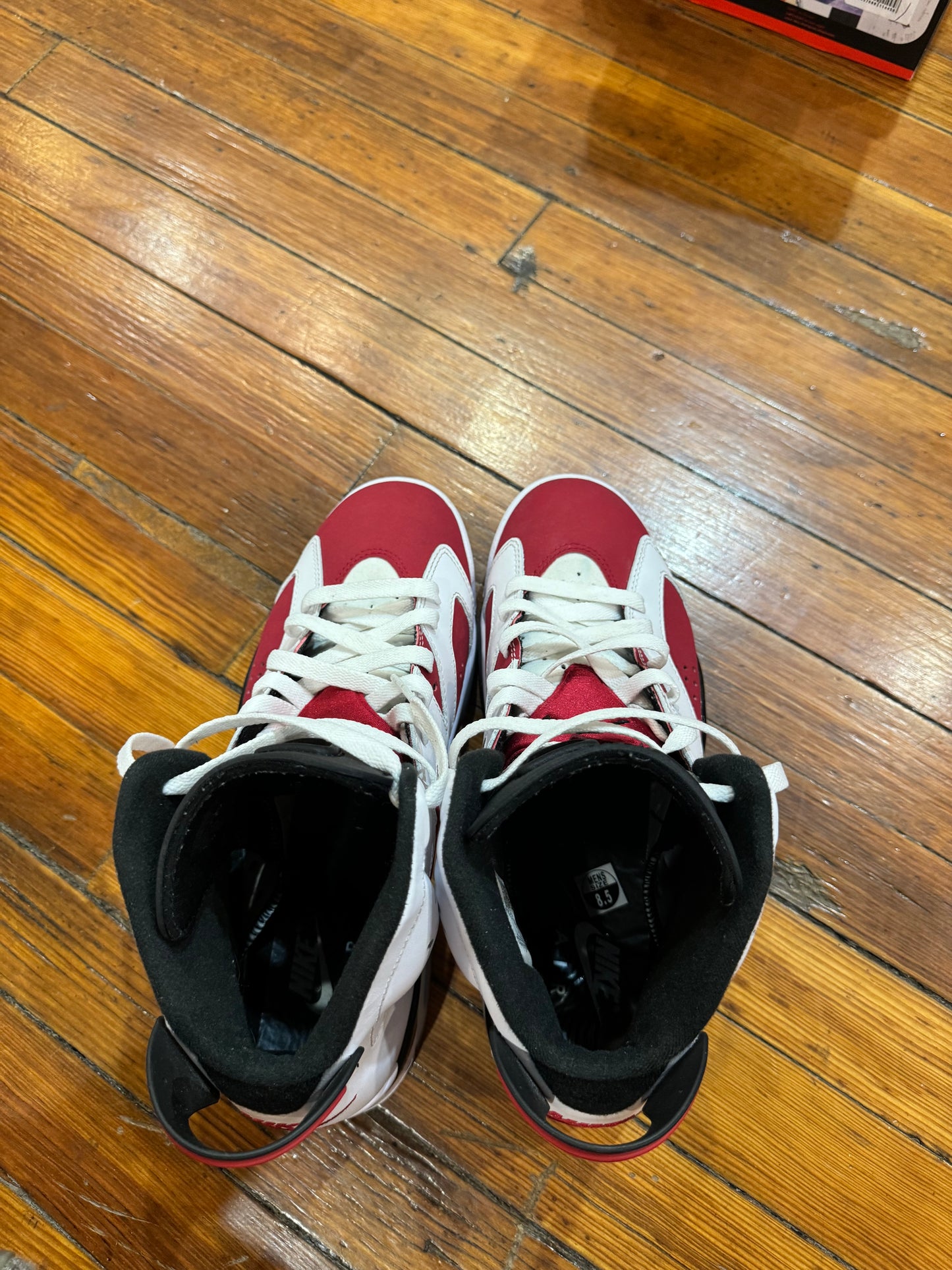 Jordan 6 “Carmine”