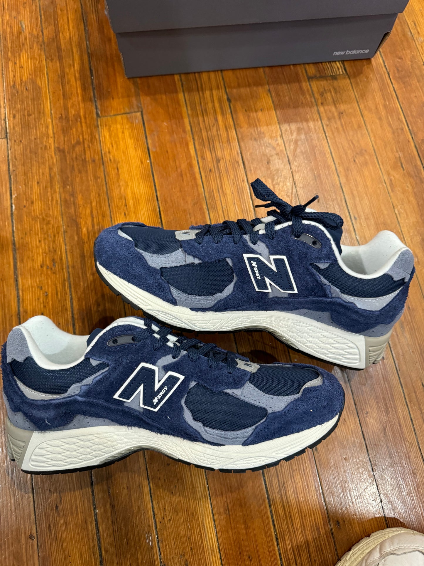 New Balance 2002r Protection Pack “Navy Grey”