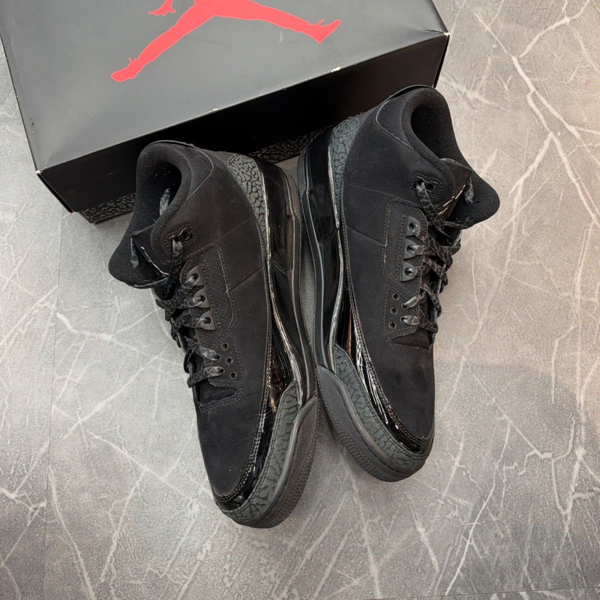 Jordan 3 Retro Black Cat (2025) - Image 2