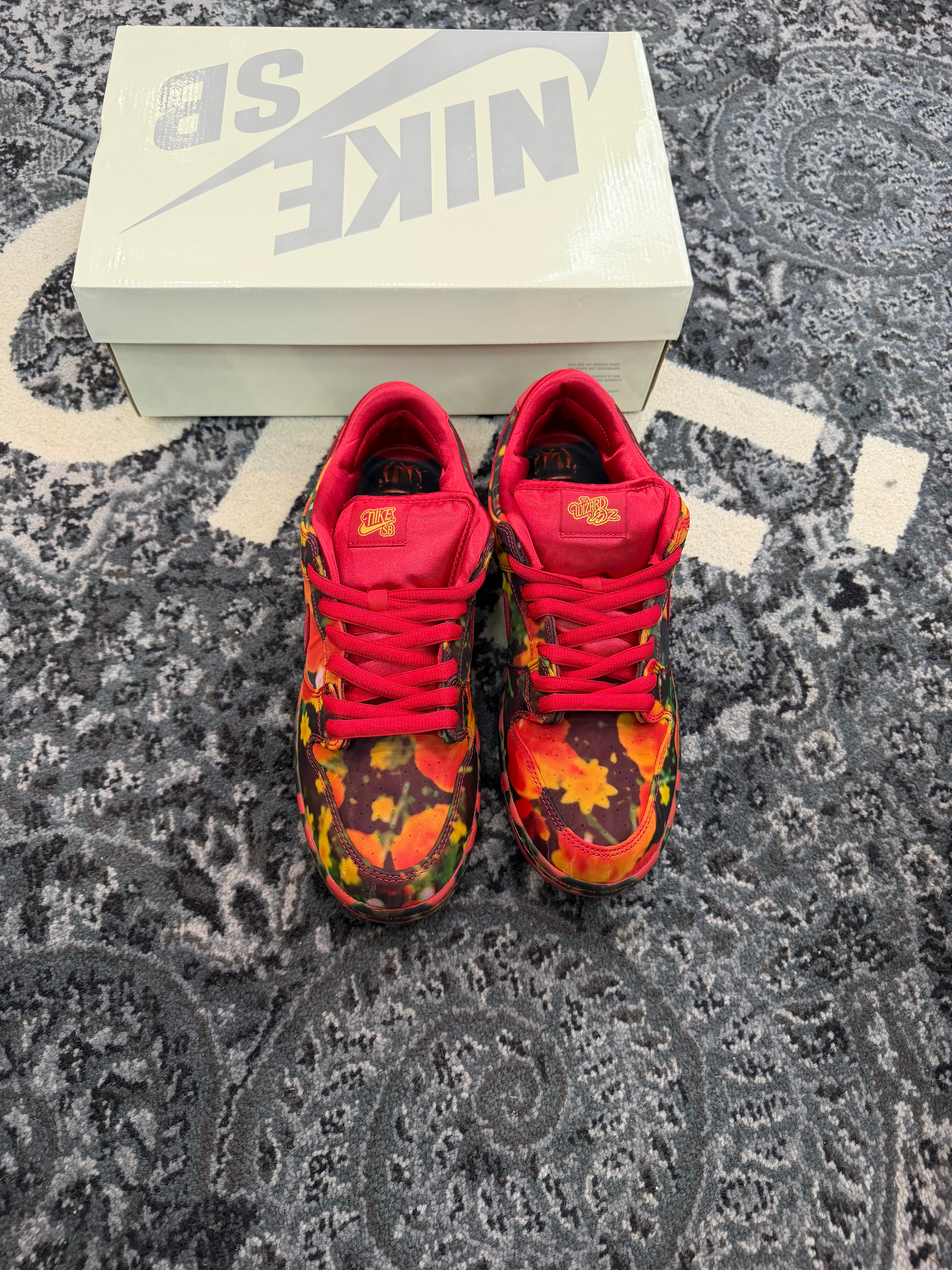 Nike SB Dunk Low “Wizard of Oz”