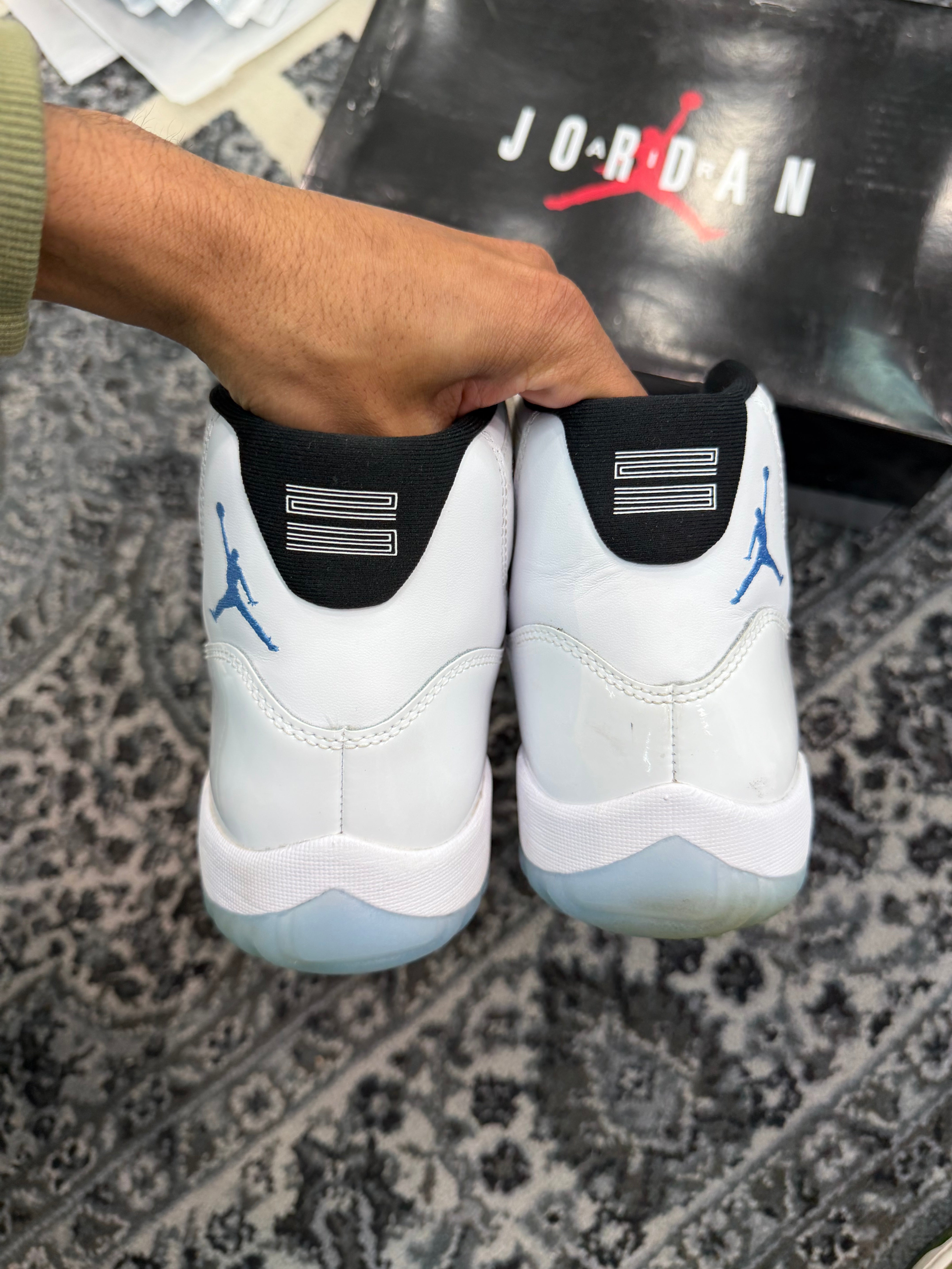 Jordan 11 “Legend Blue”