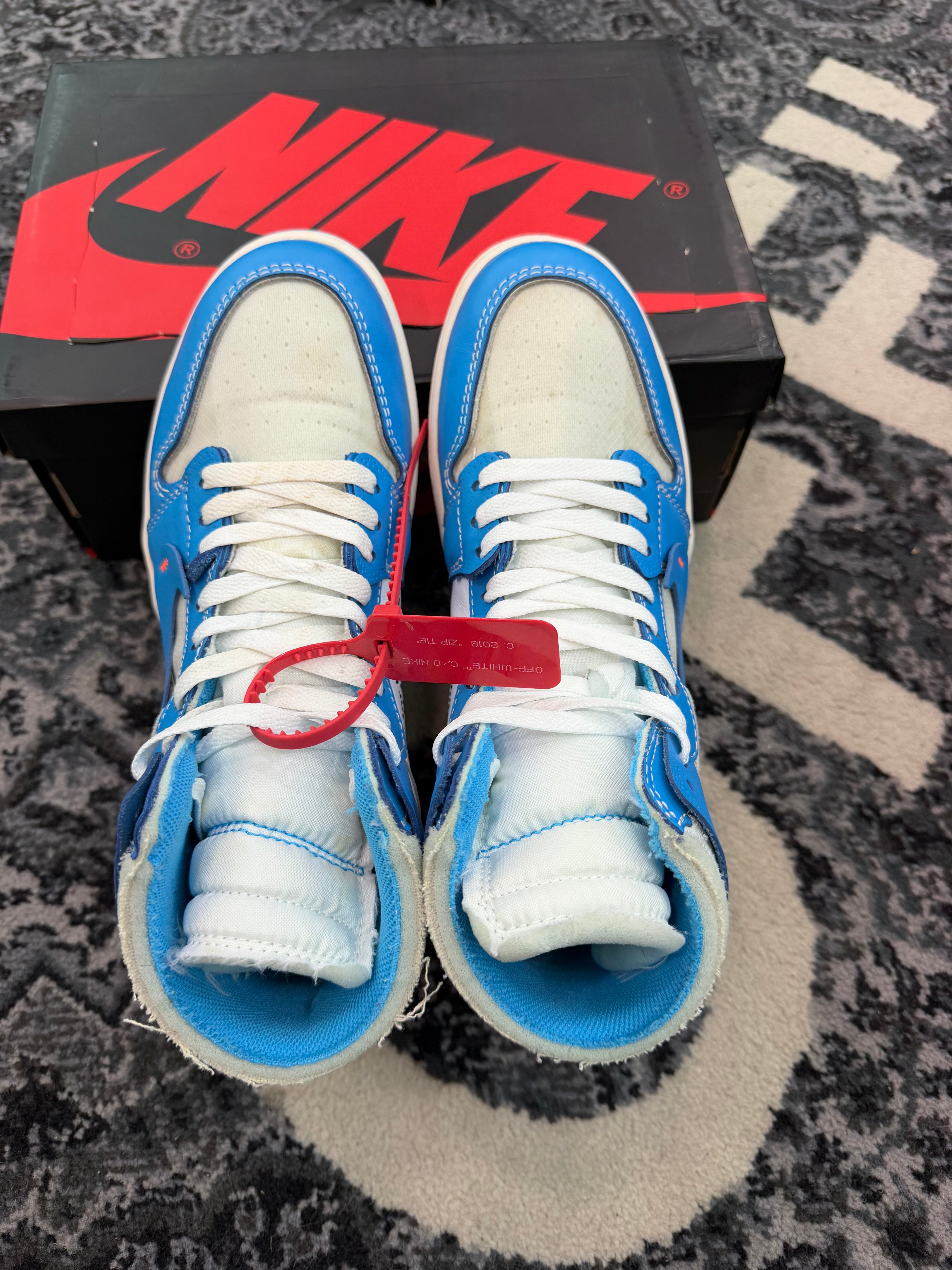 Jordan 1 High x Off White “University Blue”