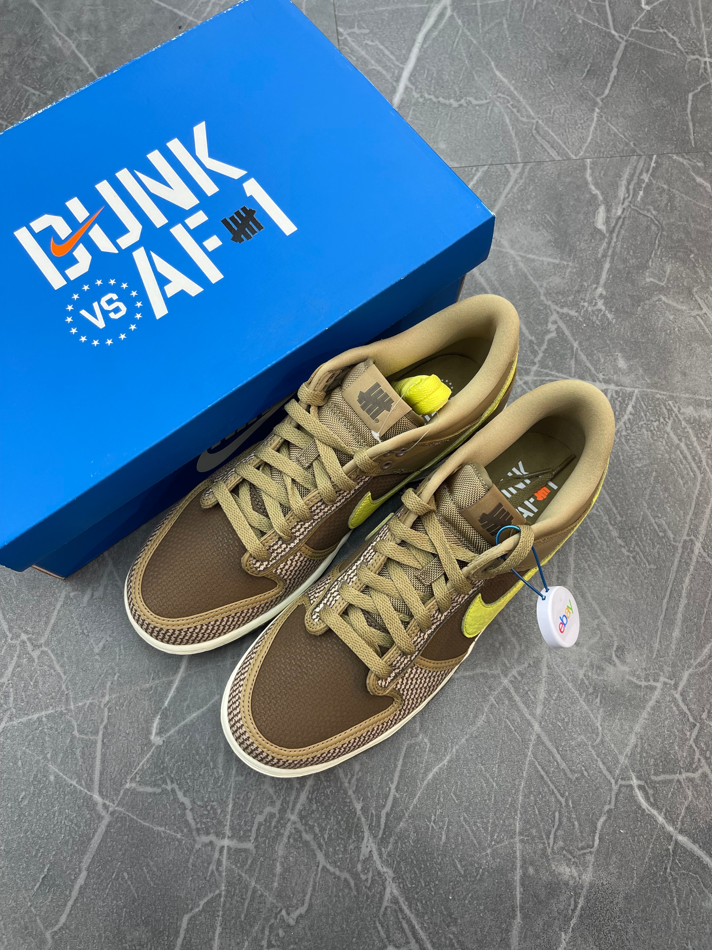 Nike Dunk Low x Undefeated “Canteen”