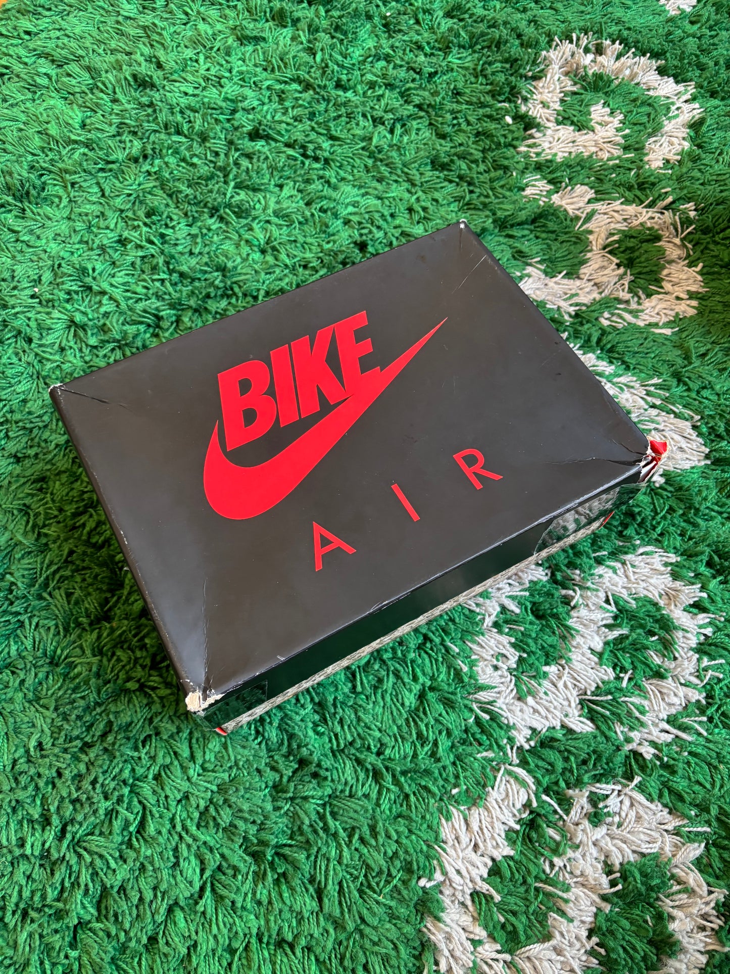 Jordan 4 RM “Nigel Sylvester Grandma’s Driveway”