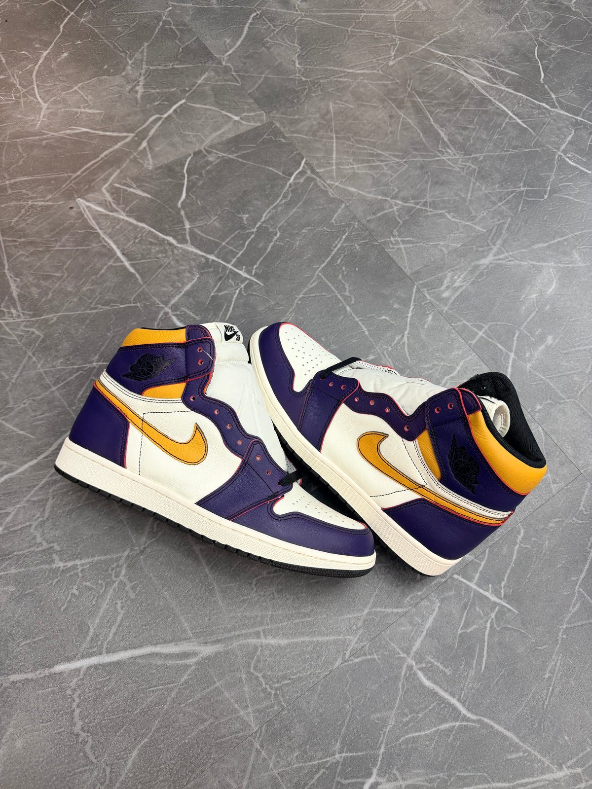 Jordan 1 Retro High OG Defiant SB LA to Chicago