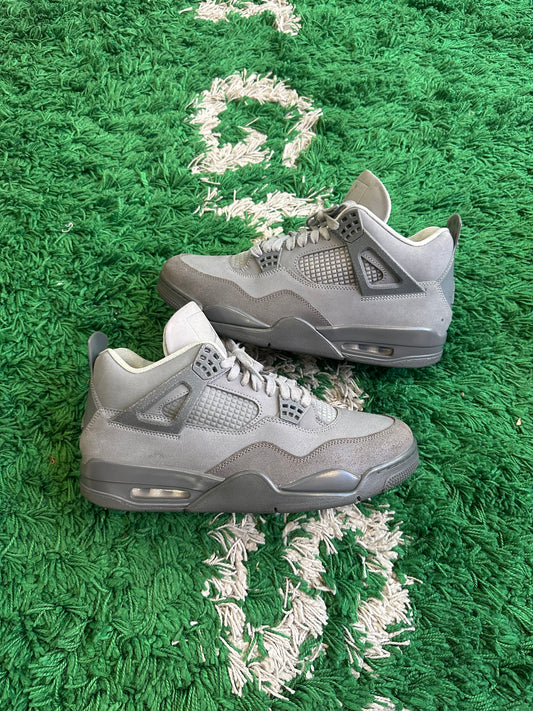 Jordan 4 “Wet Cement”