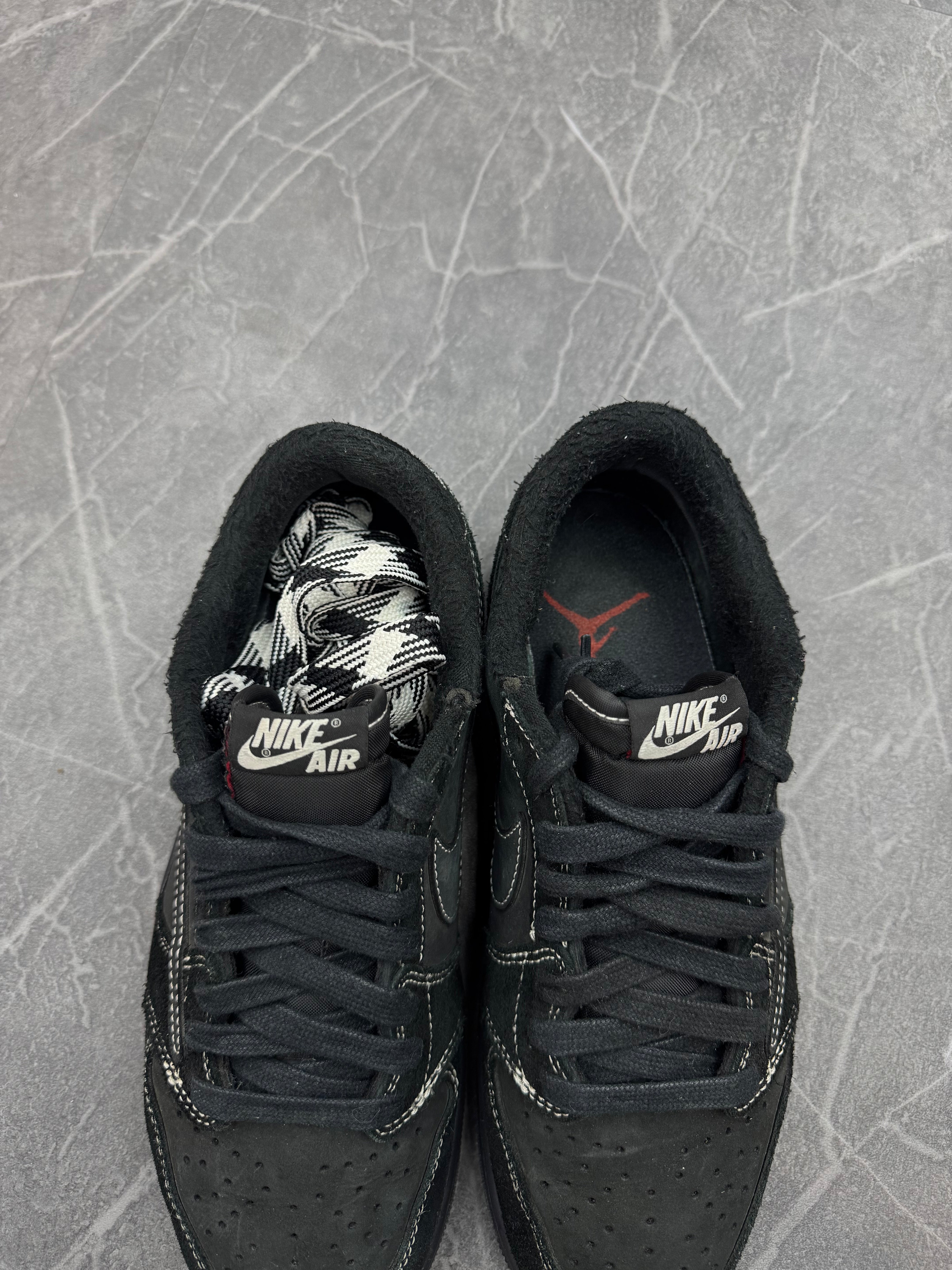 Jordan 1 Low Travis Scott Phantom