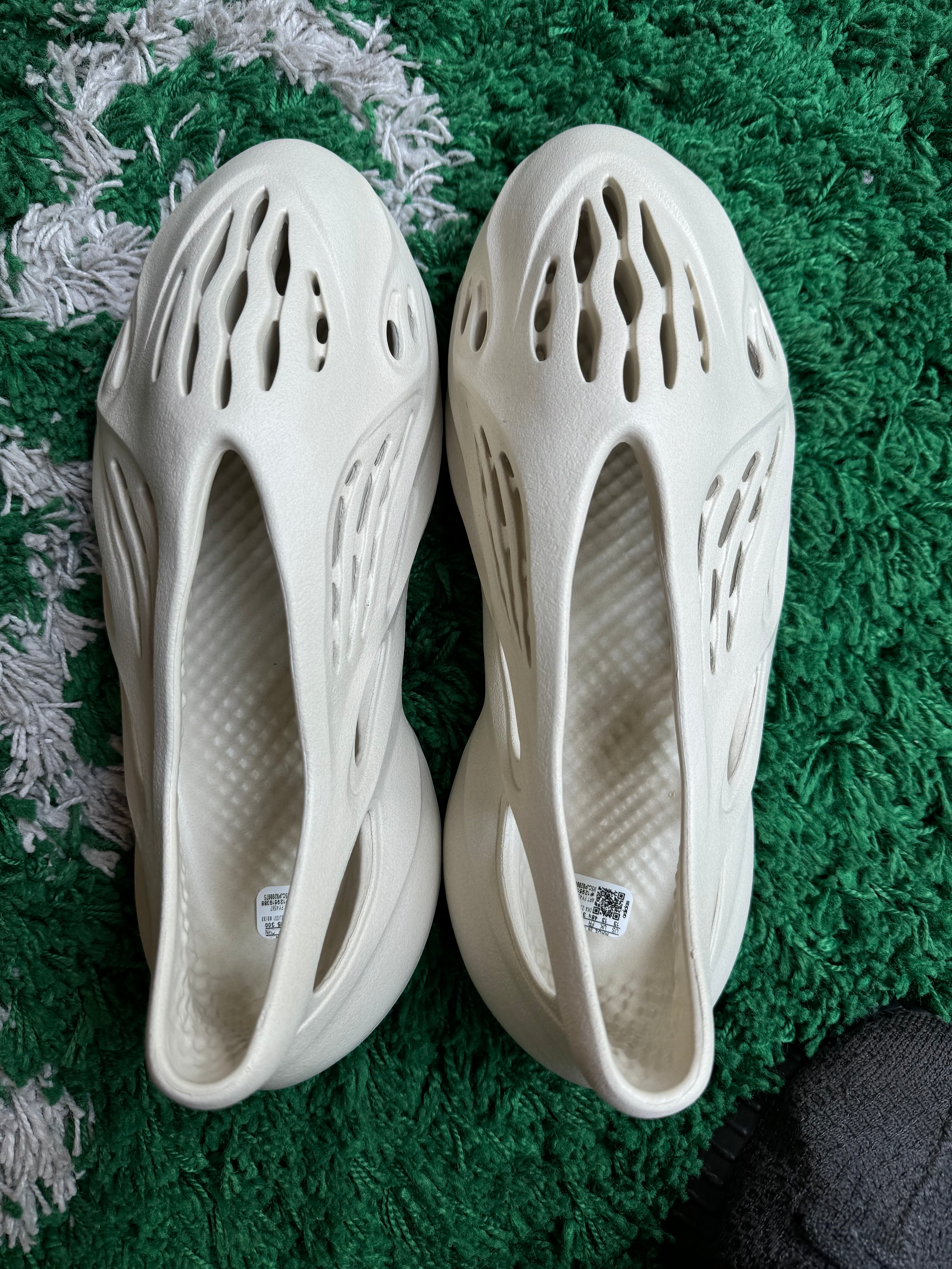 Yeezy Foam Runner “Sand”