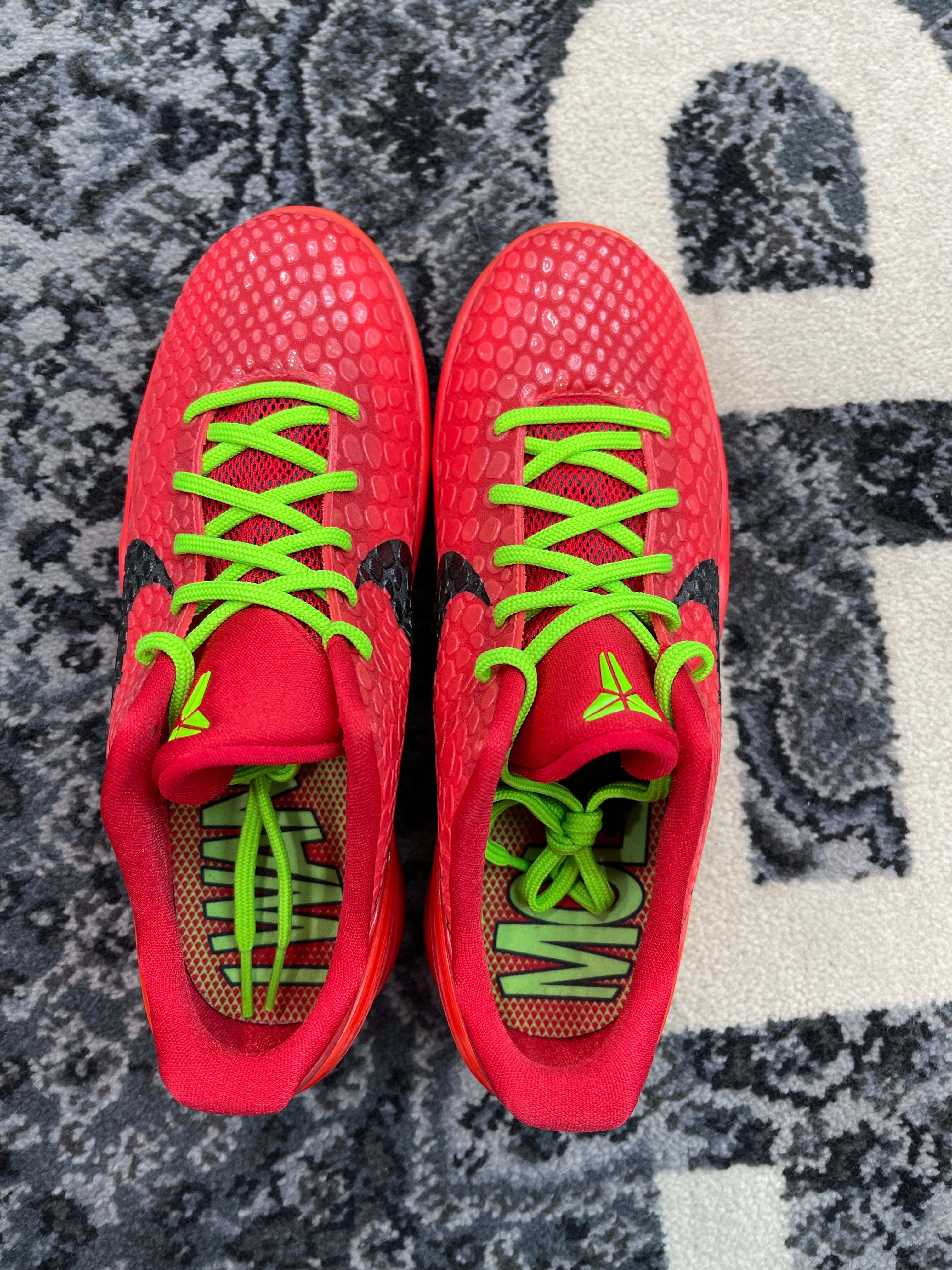Kobe 6 Protro “Reverse Grinch”