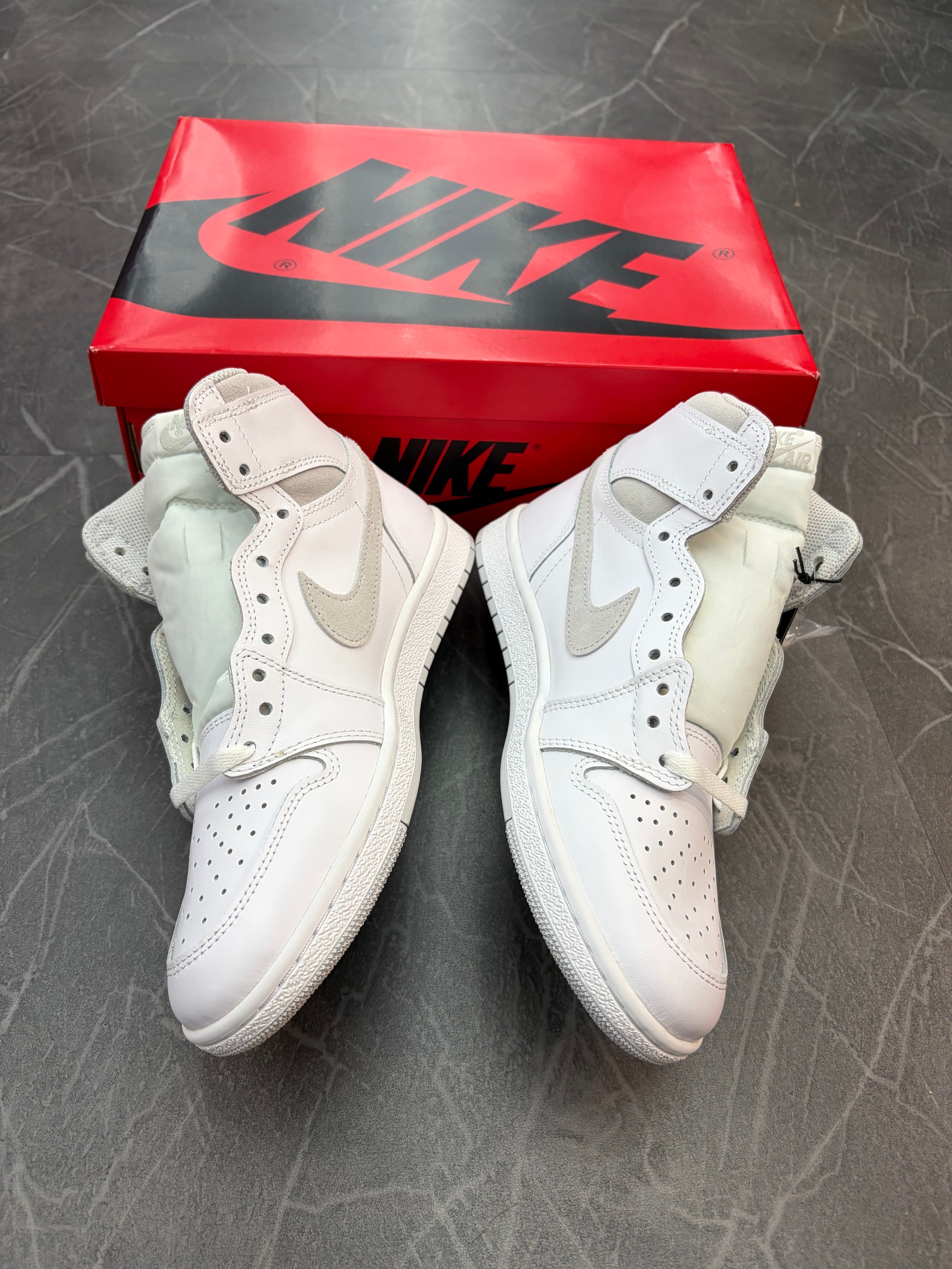 Jordan 1 High “Neutral Grey 85”