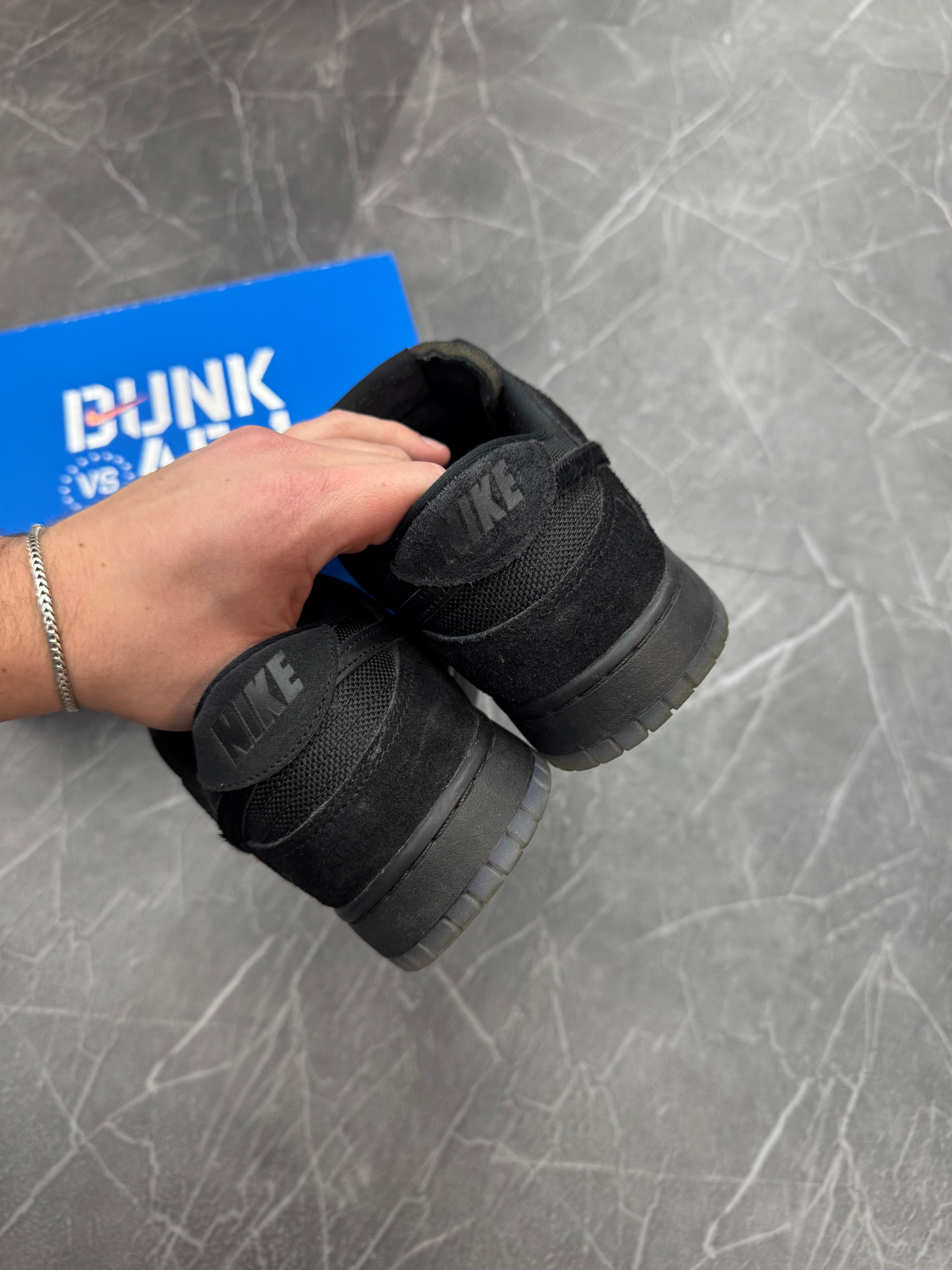 Nike Dunk Low SP Undefeated 5 On It Black