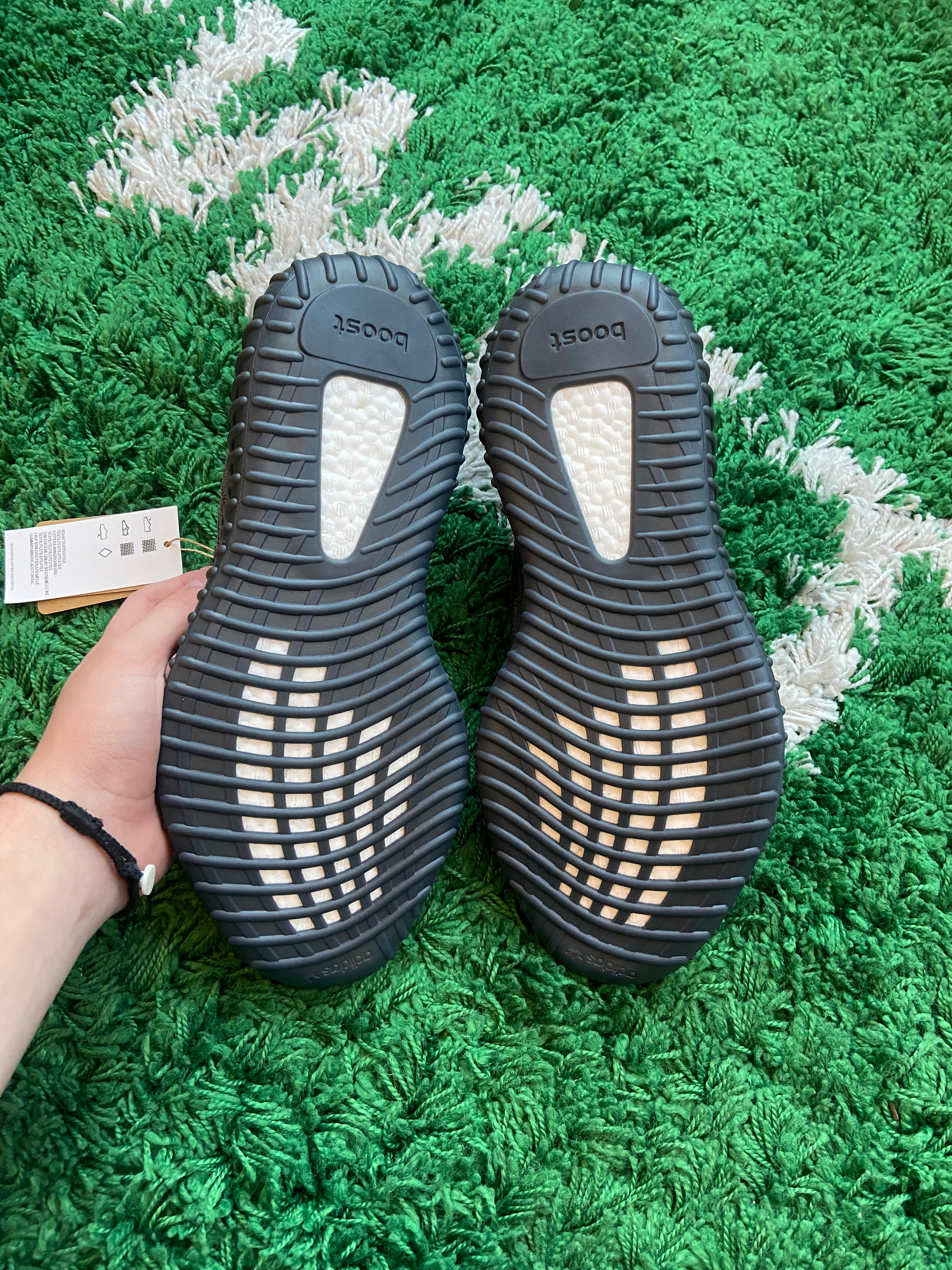 Yeezy 350 V2 “MX Dark Salt”