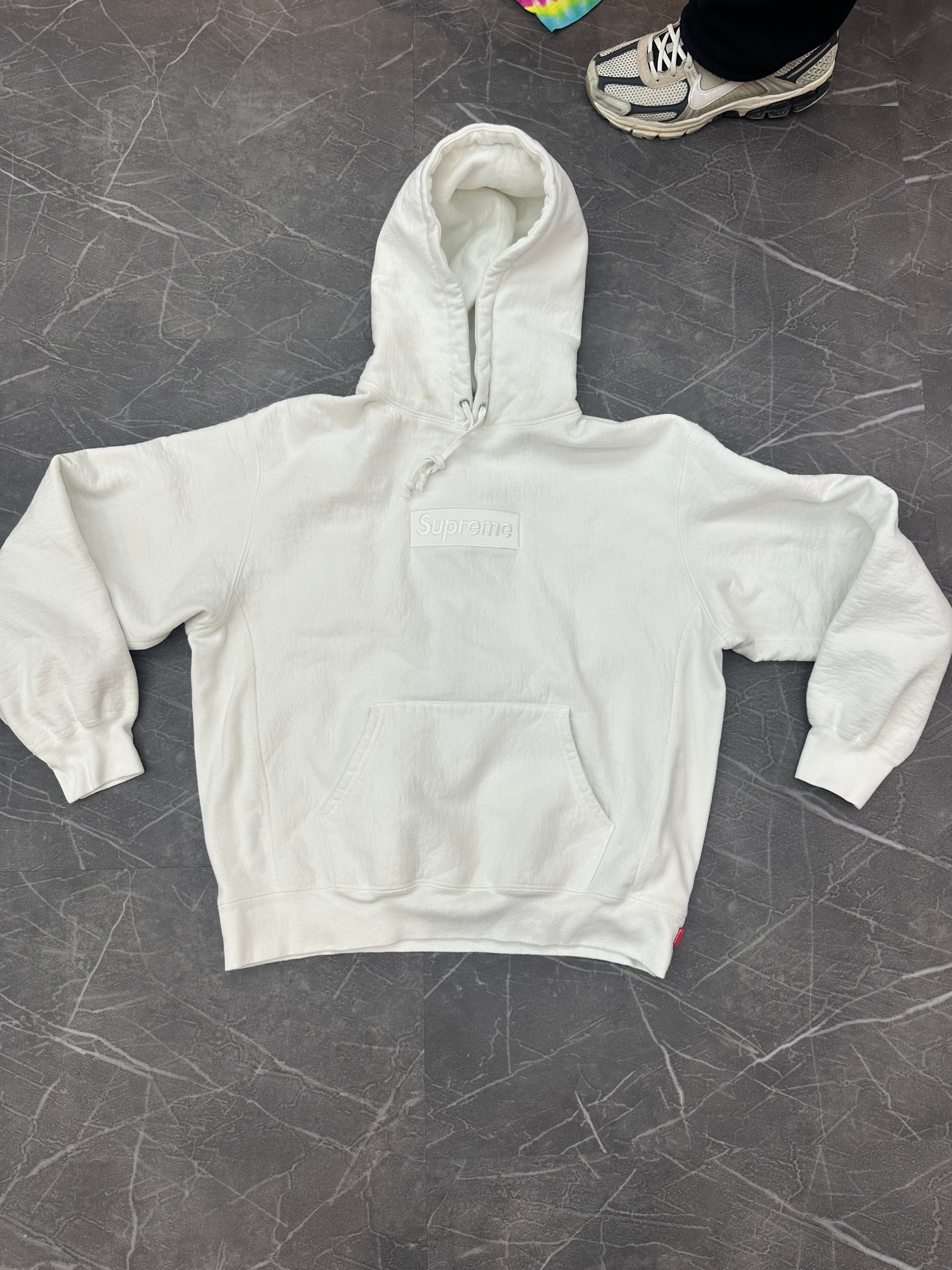 Supreme Hoodie “White”