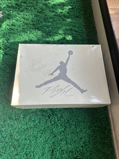 Jordan 4 “Pine Green SB”