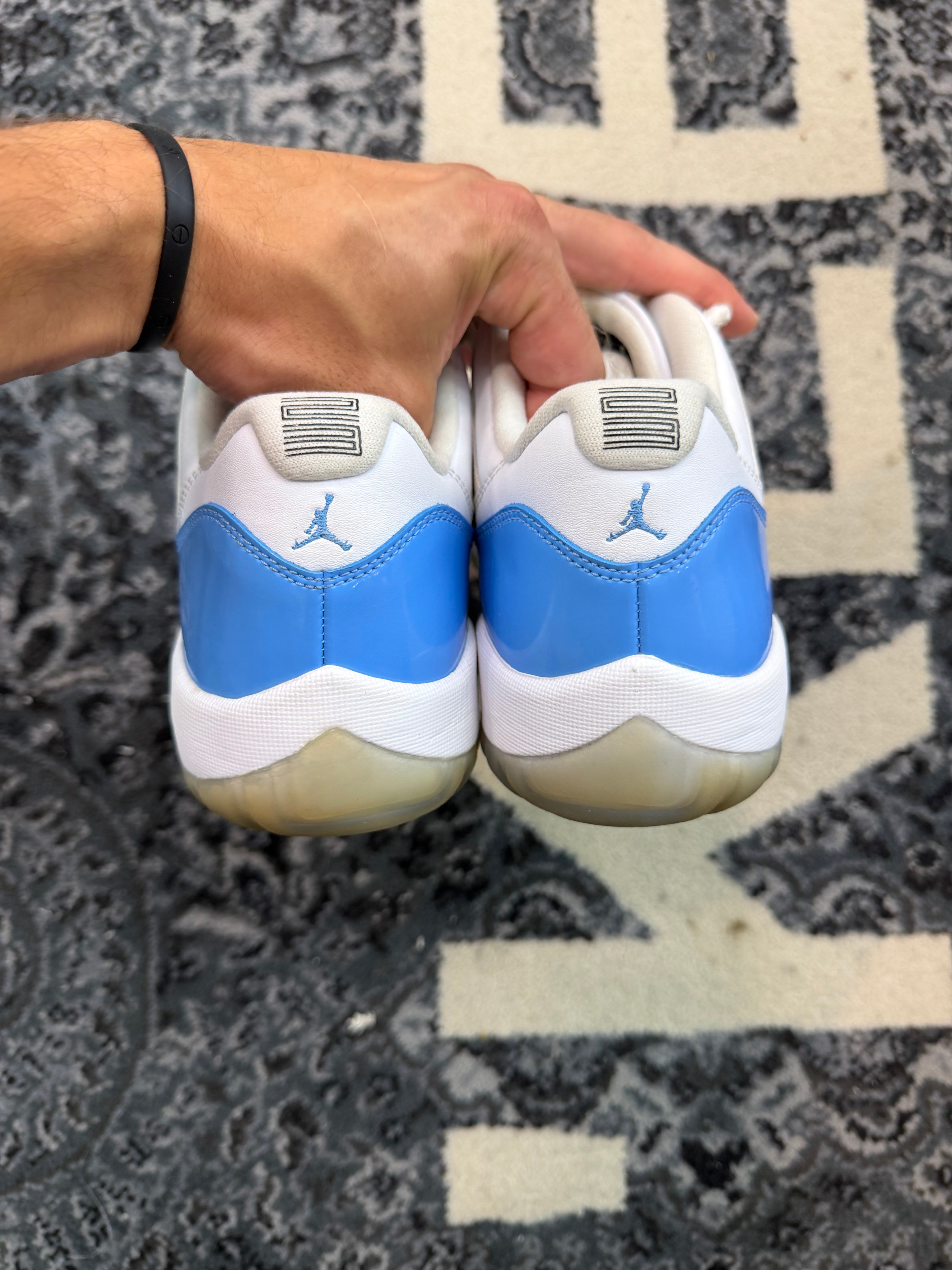 Jordan 11 Low “UNC”